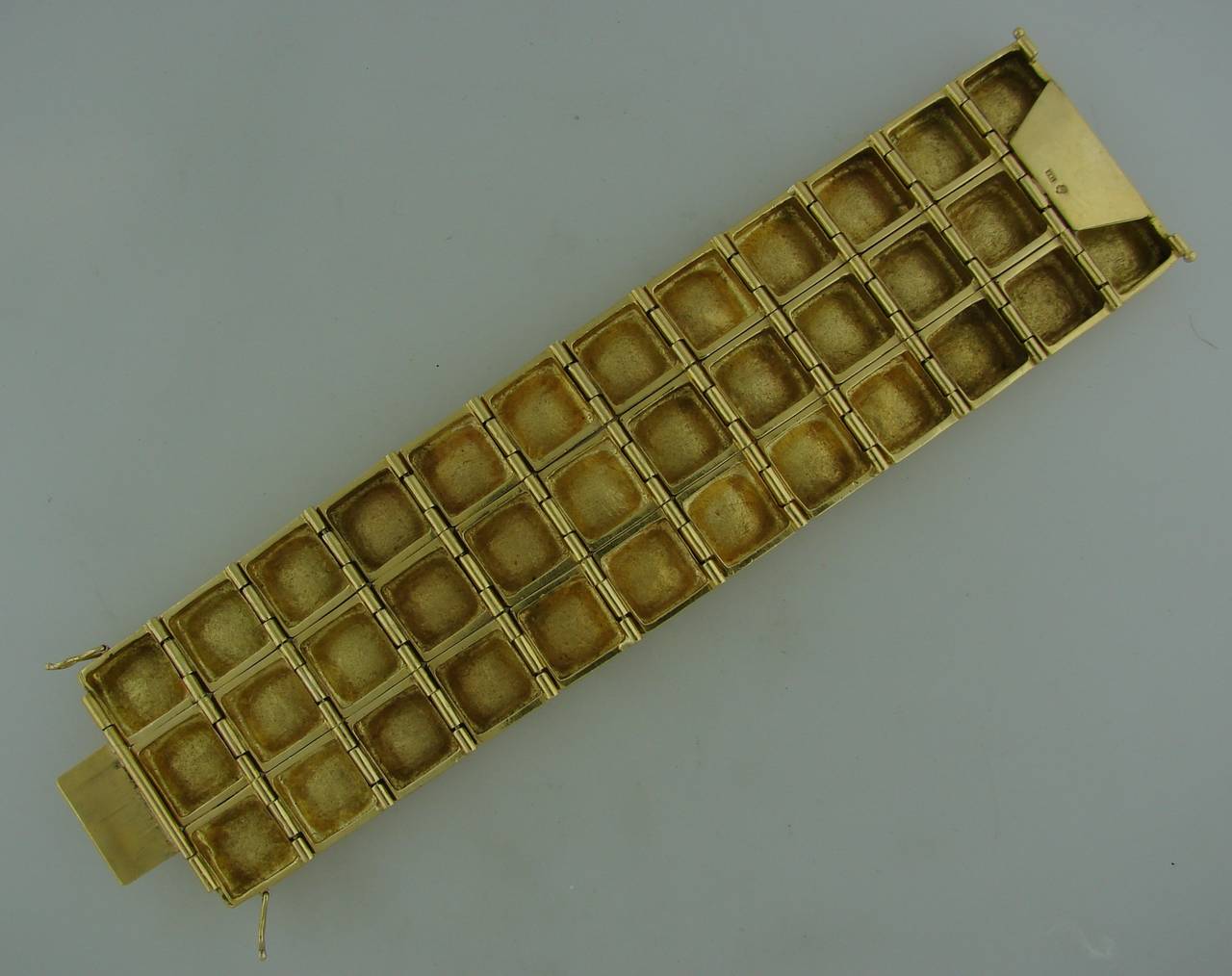 Stunning Gold Bracelet 4