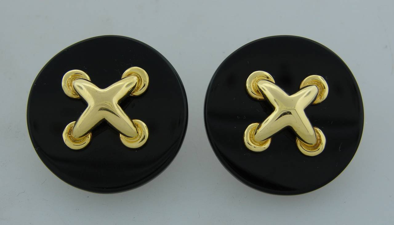 1974 Aldo Cipullo Black Onyx Gold Earrings In Excellent Condition In Beverly Hills, CA