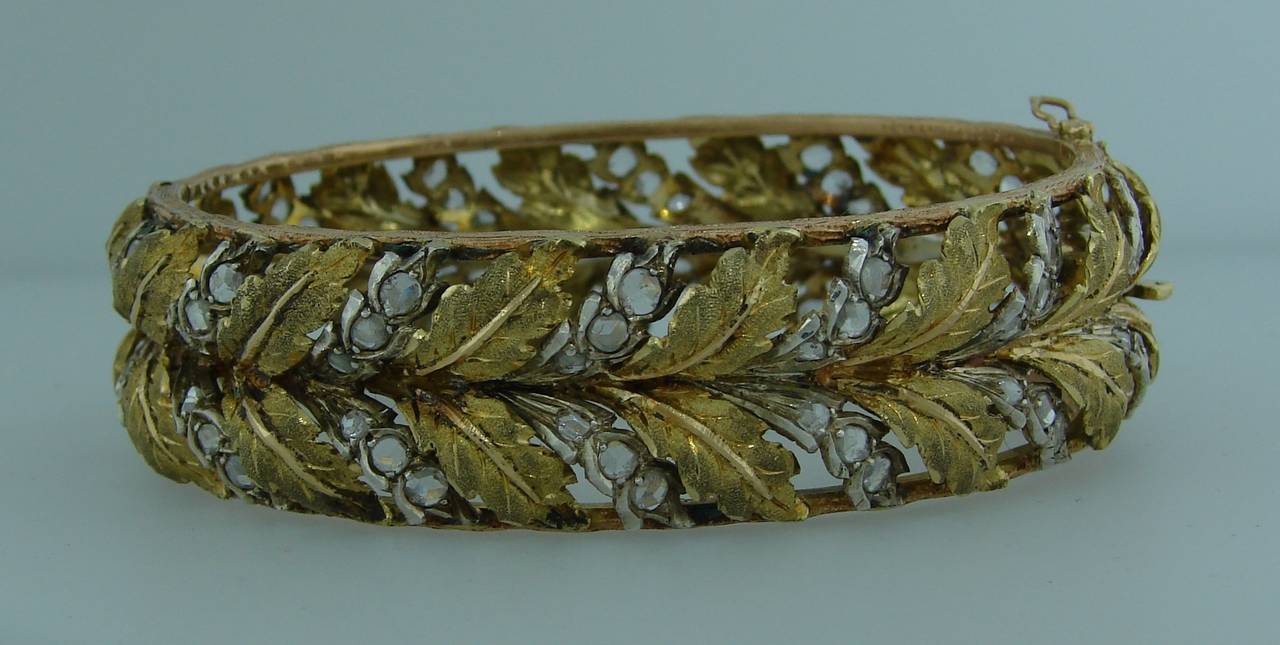 gold vintage jewelry