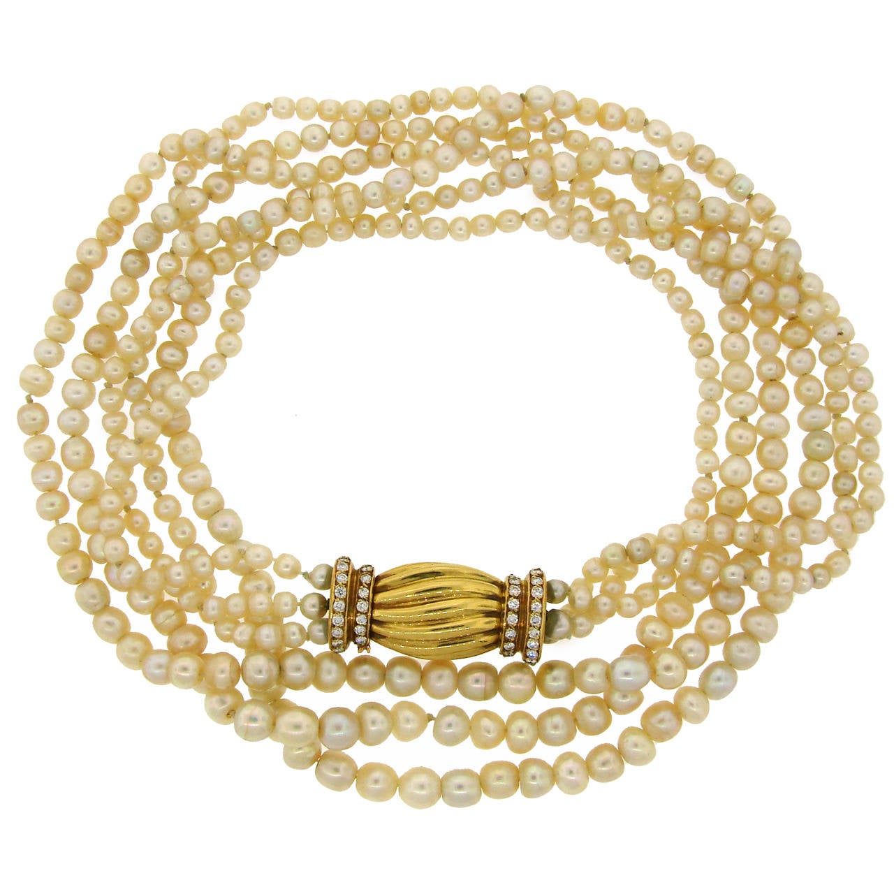 Natural Saltwater Pearl Necklace with Diamond Gold Clasp