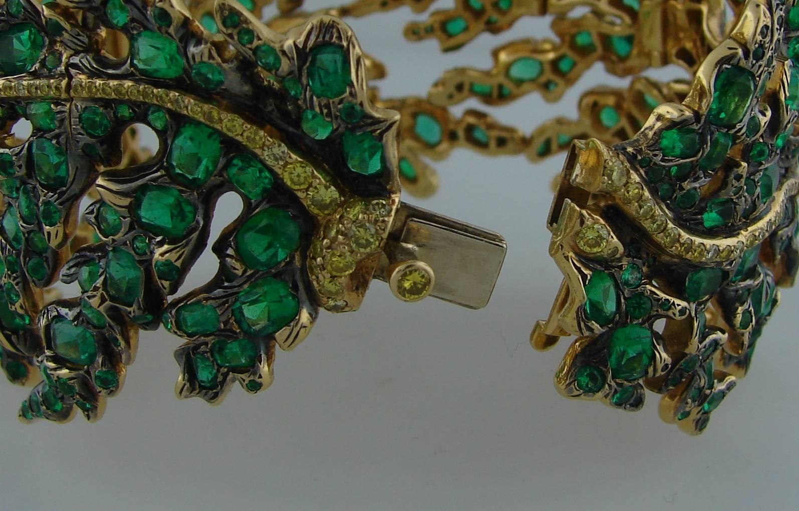Women's Michele della Valle Emerald Fancy Yellow Diamond Gold Bracelet For Sale