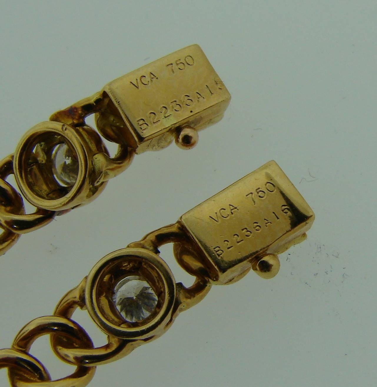 1980s Van Cleef & Arpels Pair of Diamond Gold Bracelets Necklace 1