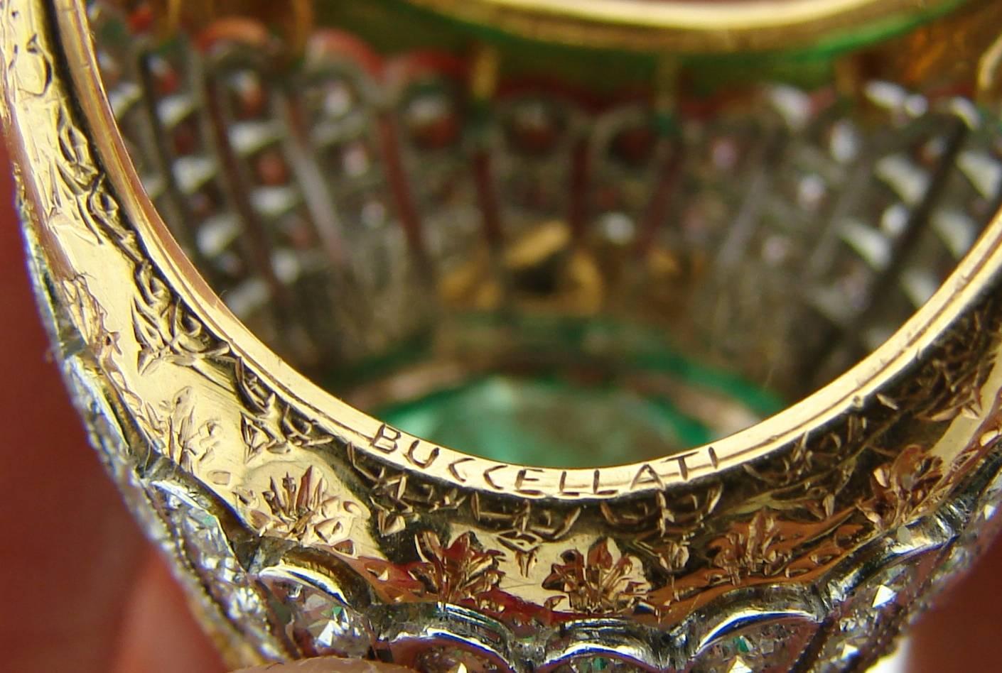 1970s Buccellati Sugarloaf Emerald Diamond Gold Ring 2