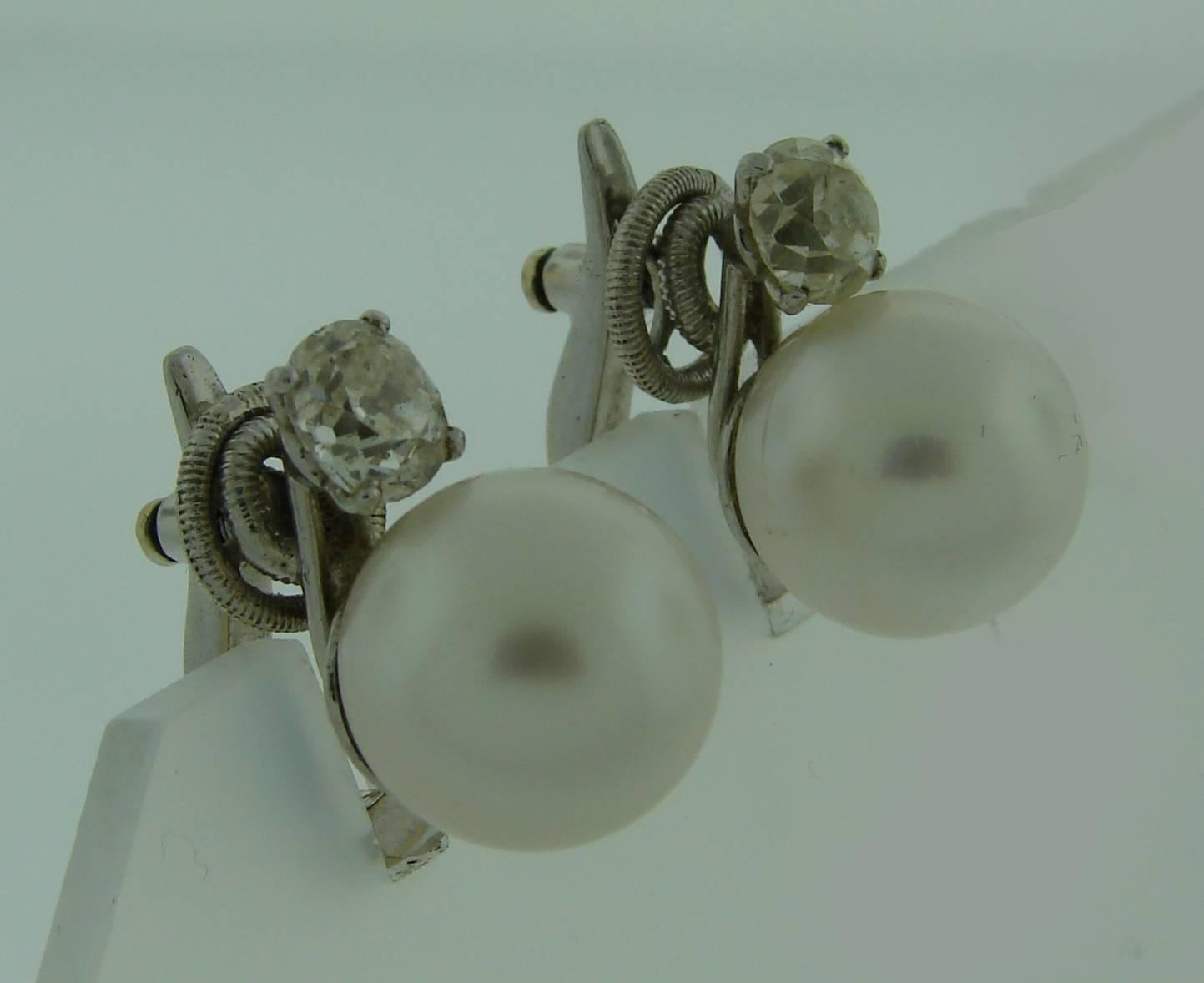 1950s Cartier Monture Pearl Diamond Gold Earrings  In Excellent Condition In Beverly Hills, CA