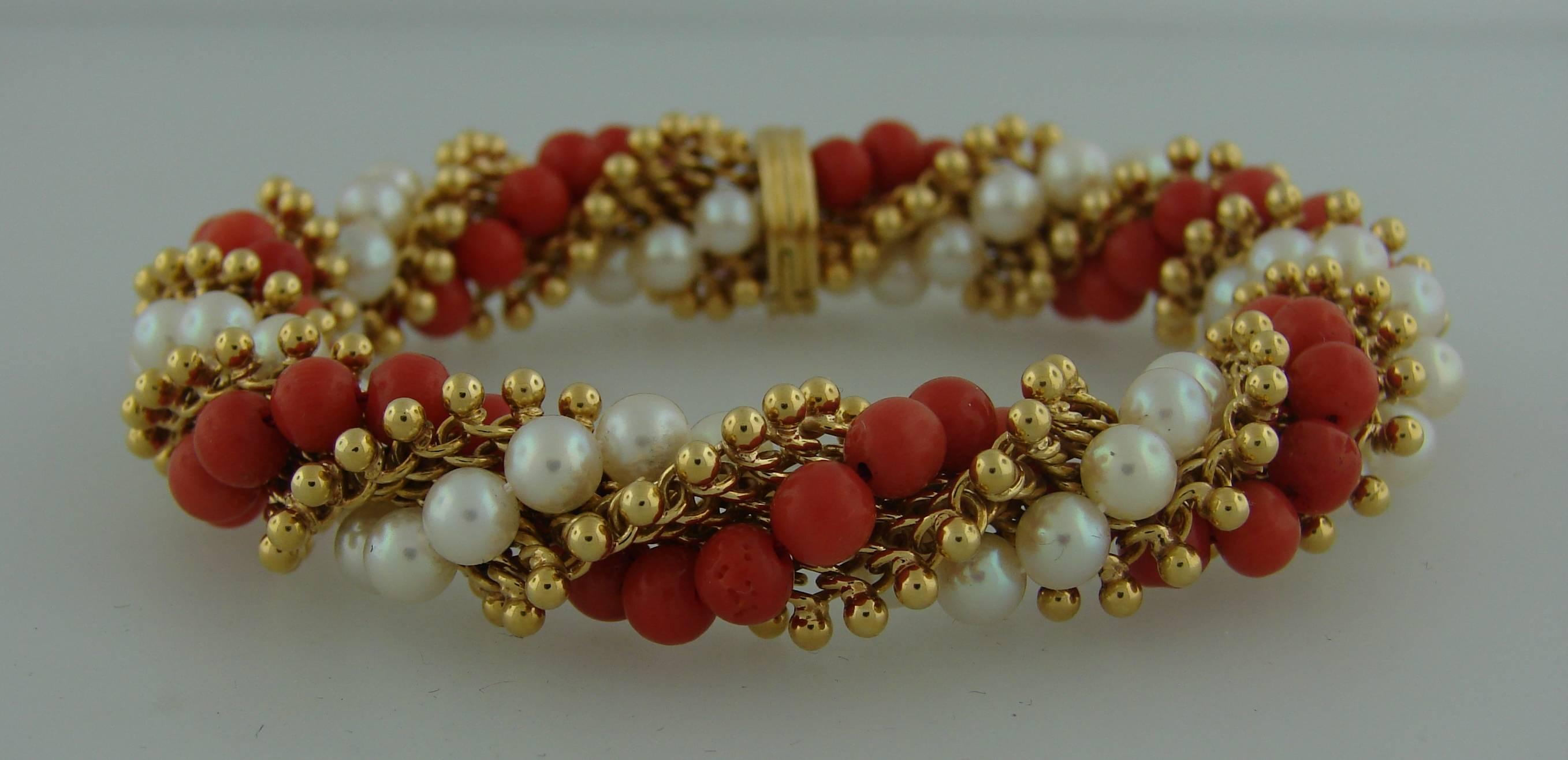 Women's 1970s Van Cleef & Arpels Coral Pearl Gold Bracelet