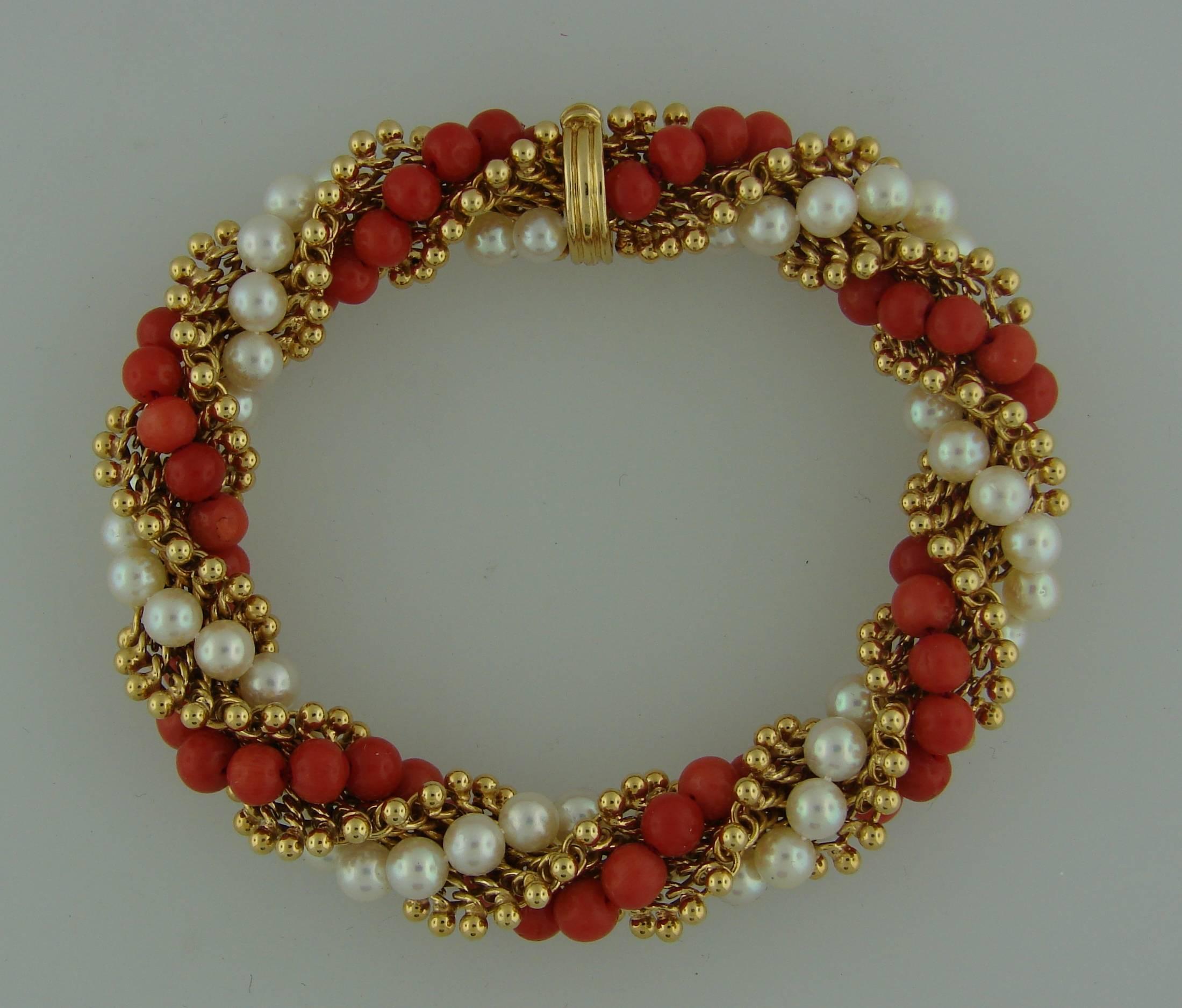 1970s Van Cleef & Arpels Coral Pearl Gold Bracelet 1