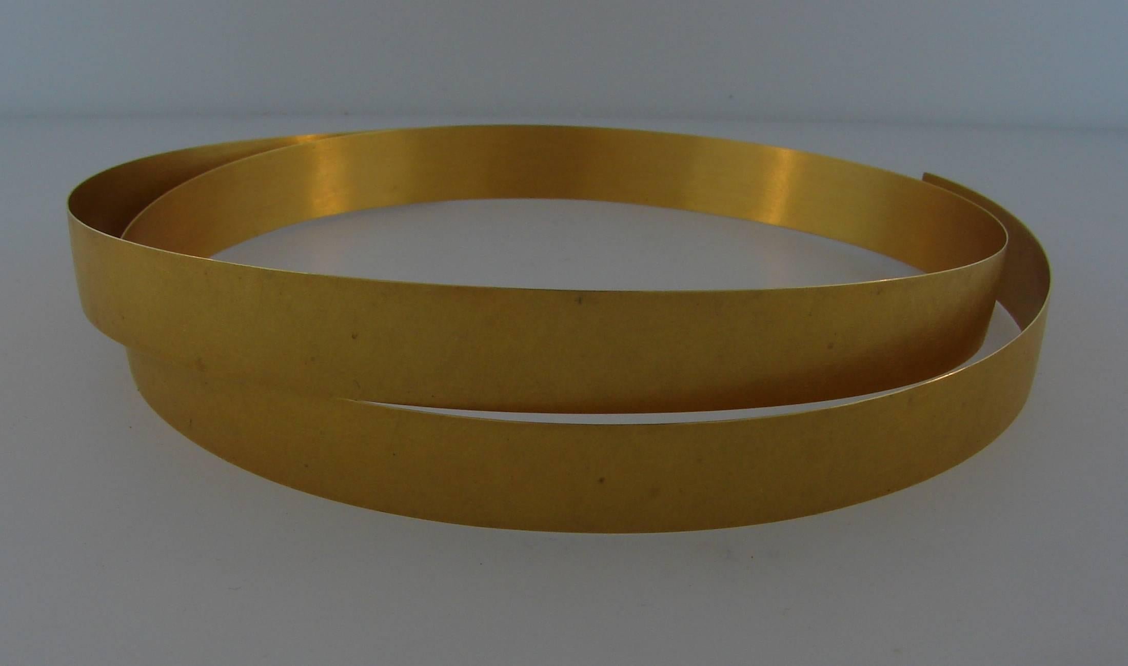 Yellow Gold Choker Necklace 2