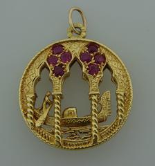 1950s Nardi Ruby Gold Venetian Pendant