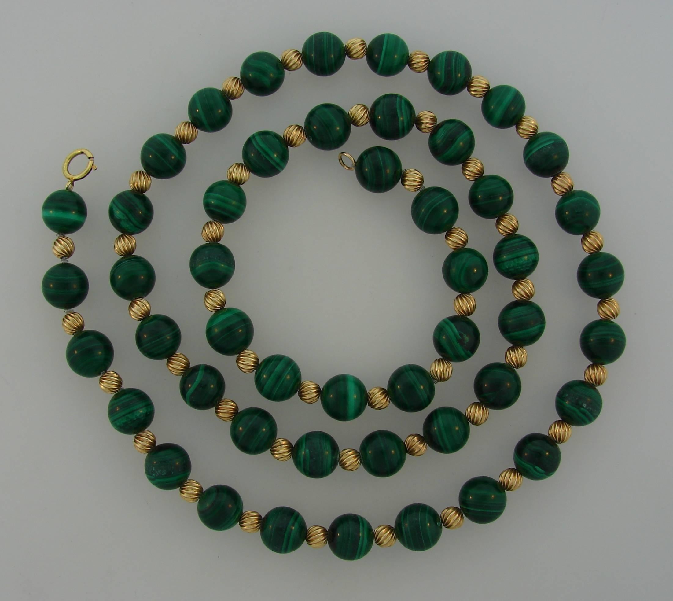 1970s Van Cleef & Arpels Malachite Gold Bead Necklace 1