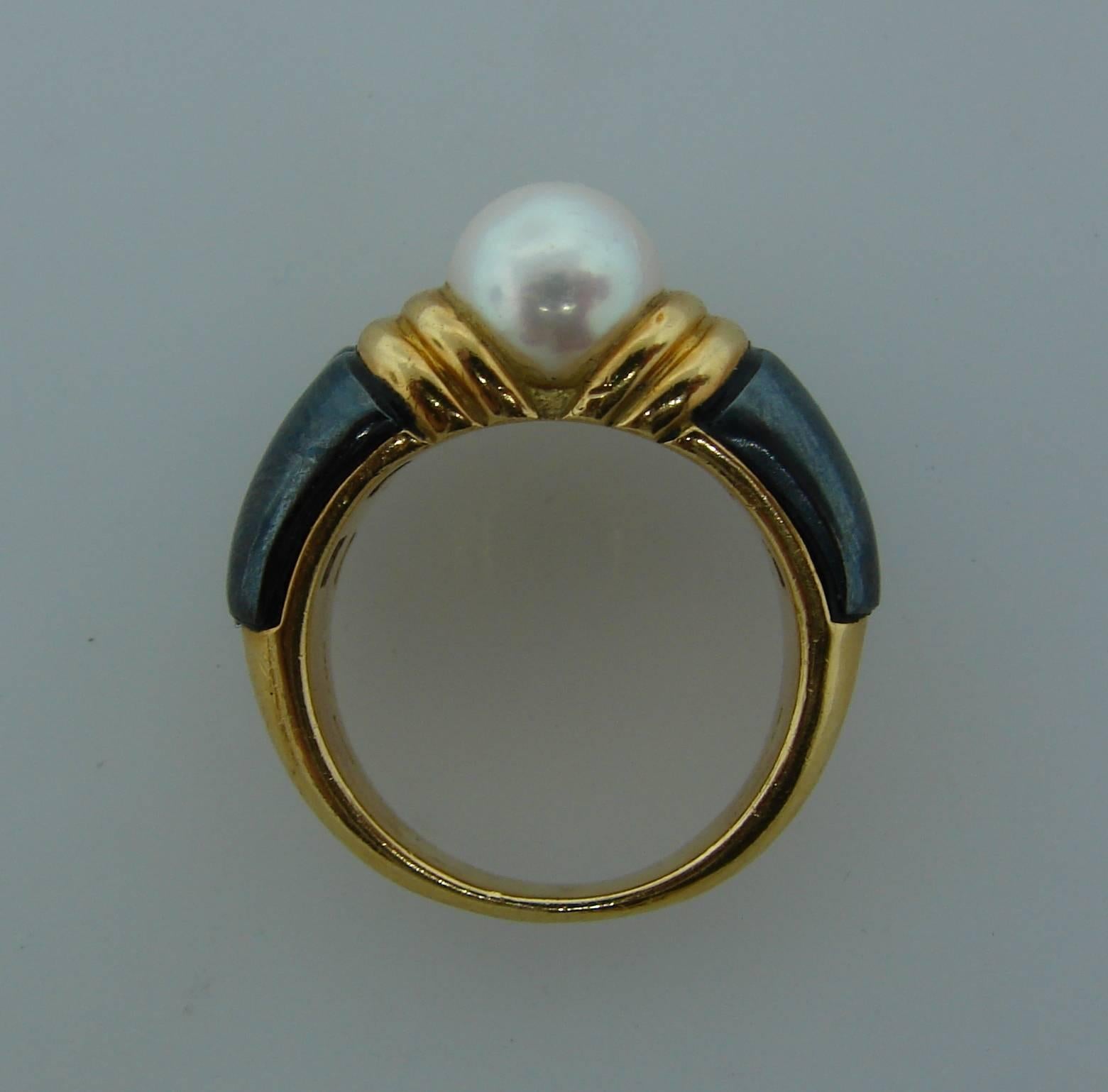 Women's 1980s Bulgari Pearl Hematite Yellow Gold Earrings and Ring Set