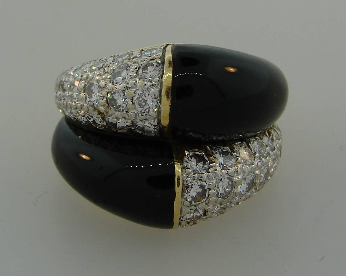 Women's or Men's 1980s Van Cleef & Arpels Black Onyx Diamond Gold Ring