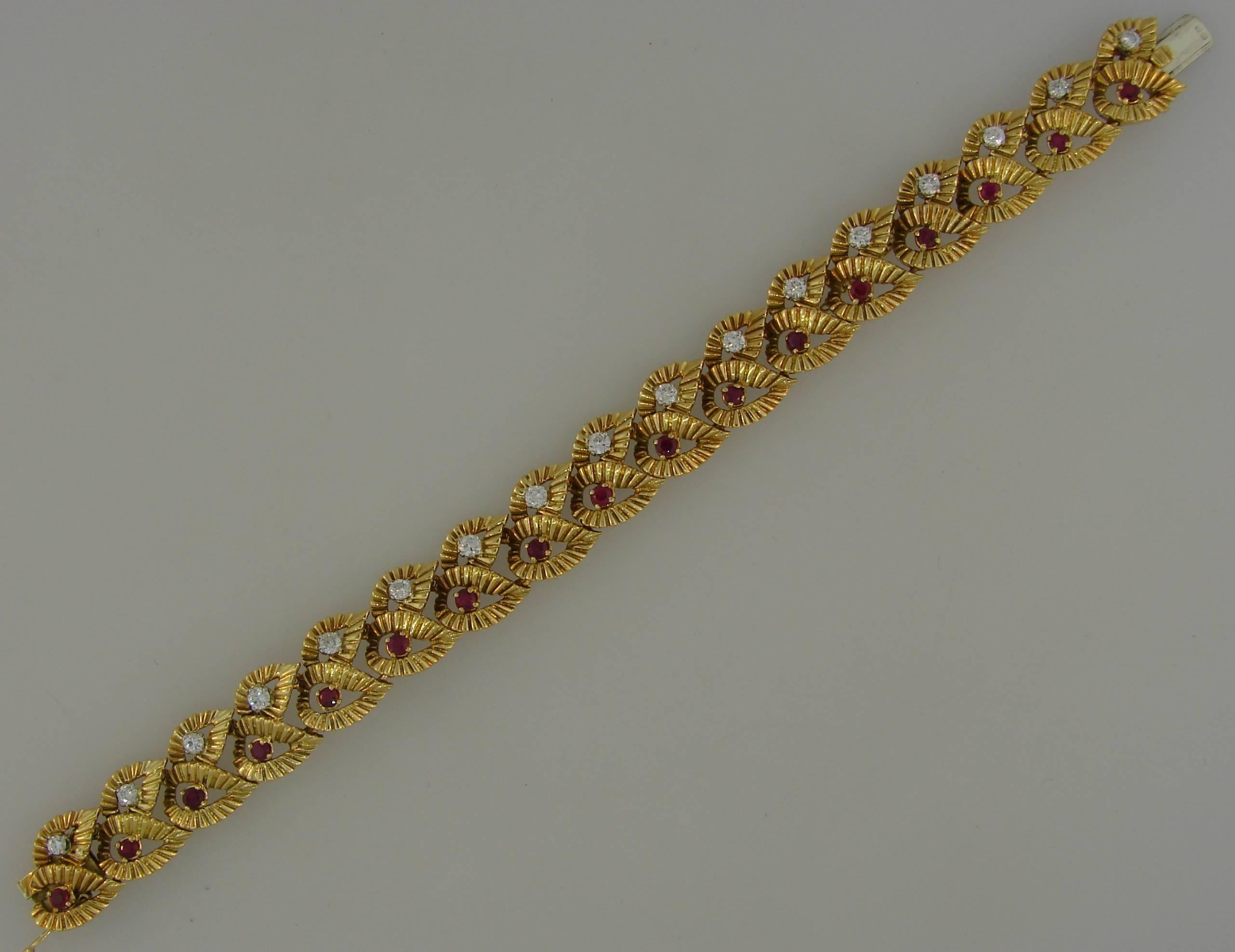 1950s Boucheron Ruby Diamond Gold Leaf Motif Bracelet In Excellent Condition In Beverly Hills, CA