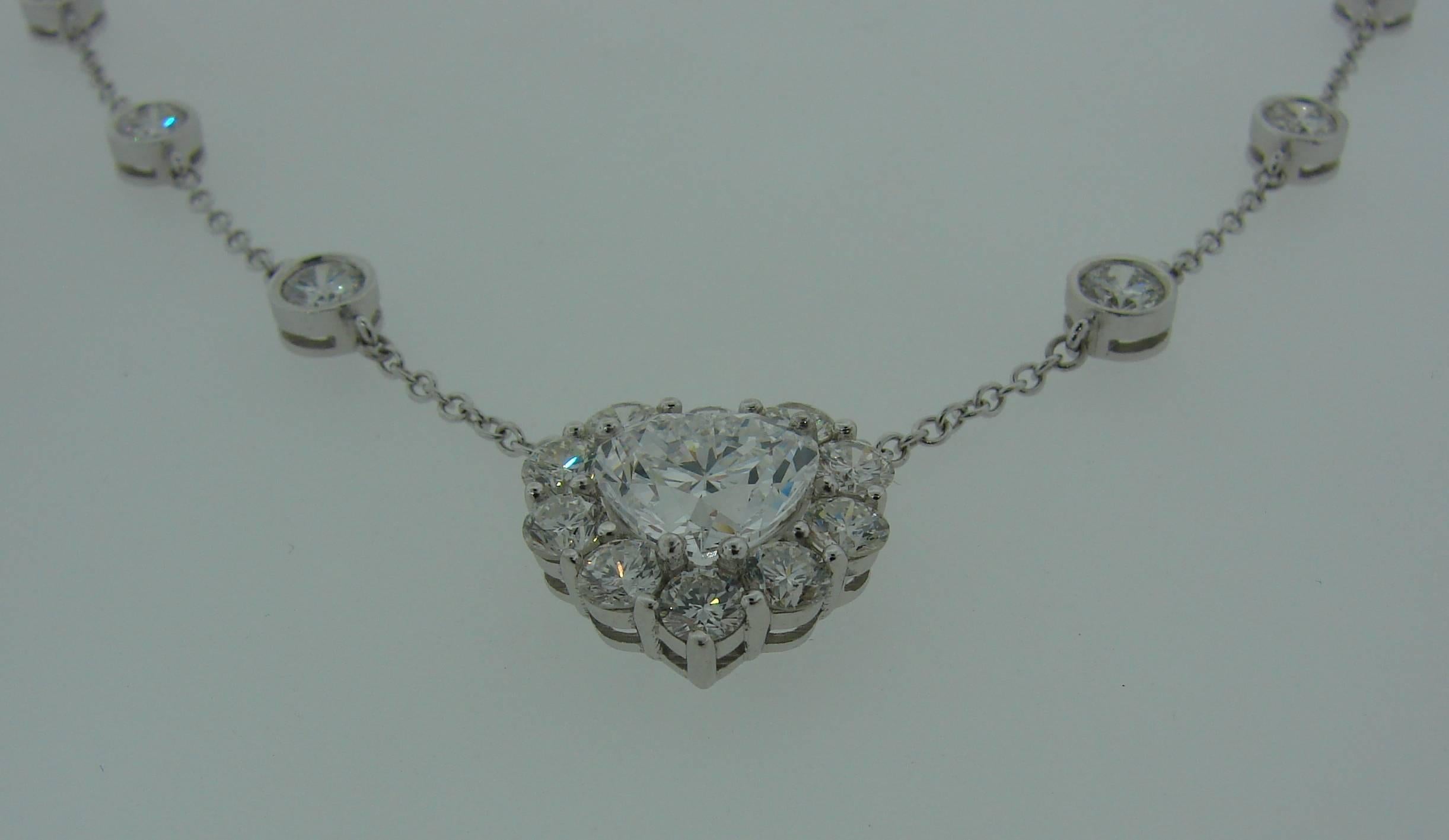 heart shaped diamond pendant necklace
