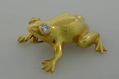 Hemmerle Diamond Yellow Gold Frog Pin Brooch Clip