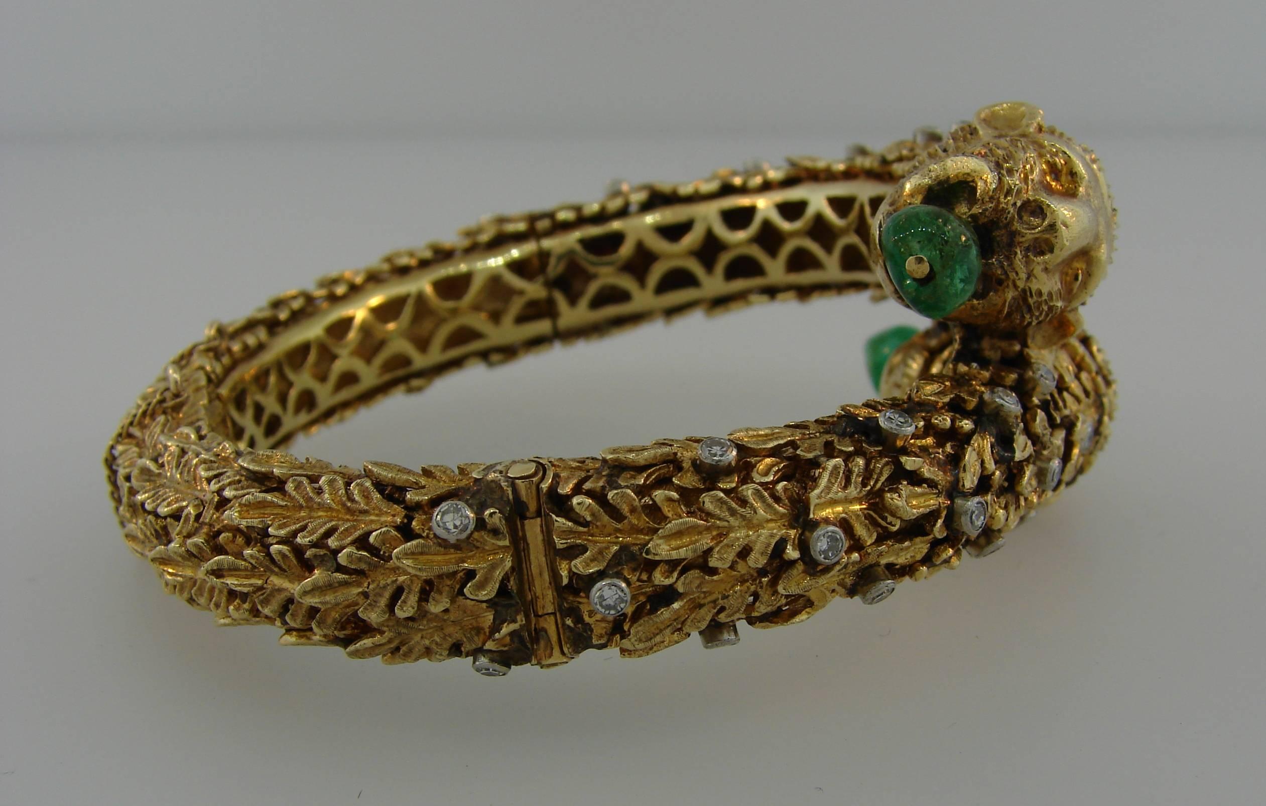 Zolotas Emerald Diamond Yellow Gold Bangle Bracelet 1970s 2