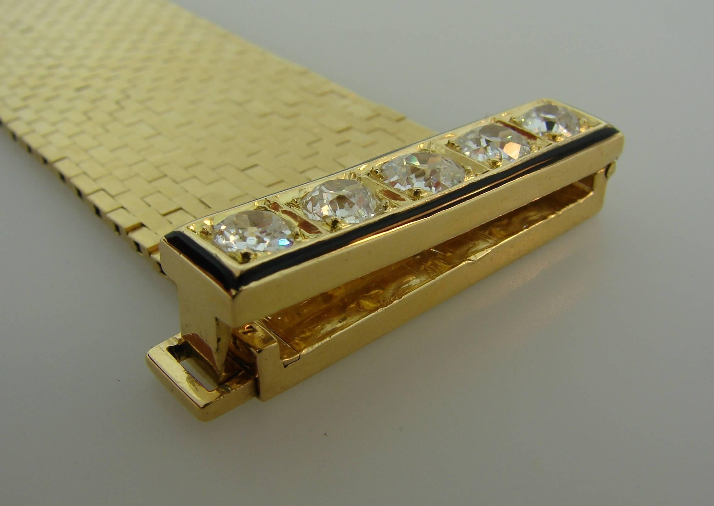 Van Cleef & Arpels Ludo Bracelet Ruby Diamond Enamel Yellow Gold Buckle Retro In Excellent Condition In Beverly Hills, CA