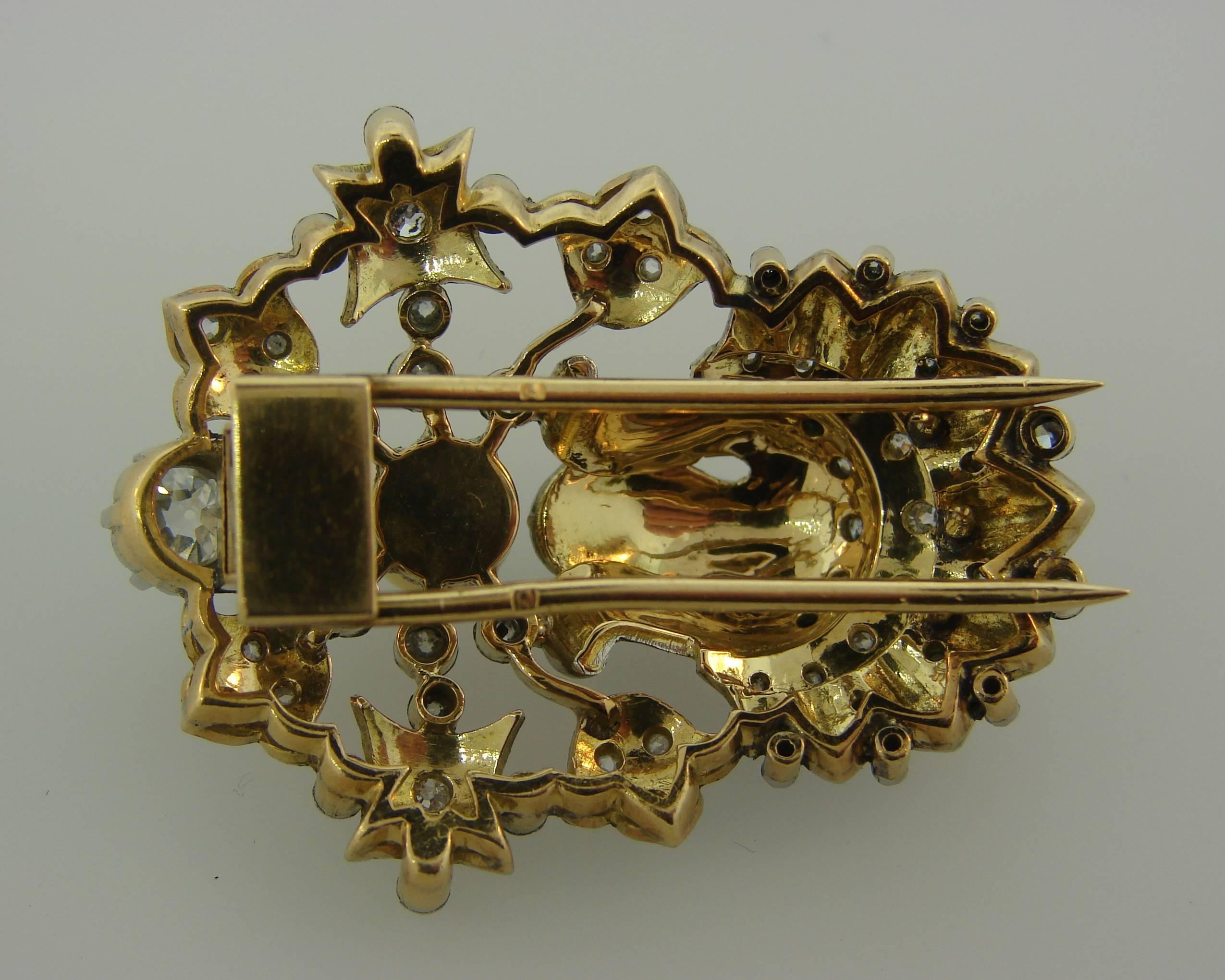 Broche à double clip en or et platine avec perle, diamant et perle, France, années 1930 en vente 1