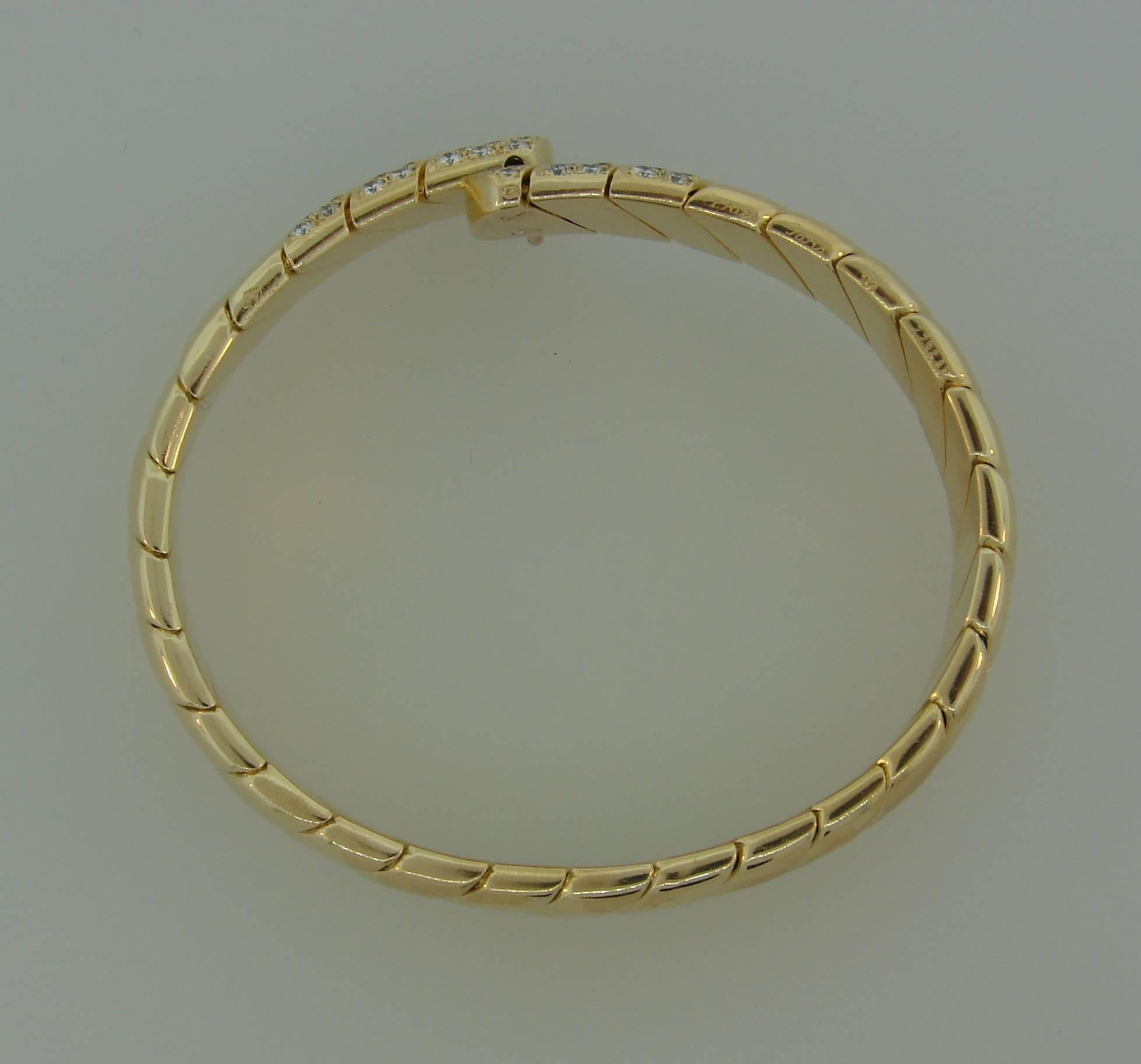 Vintage Cartier 18k Gold Bracelet Diamond Bangle Estate Jewelry In Excellent Condition In Beverly Hills, CA