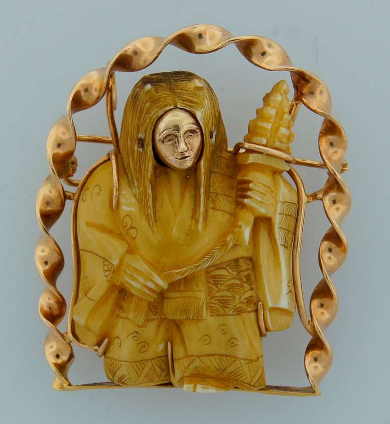 c.1950s SEAMAN SCHEPPS Yellow Gold Pin Brooch