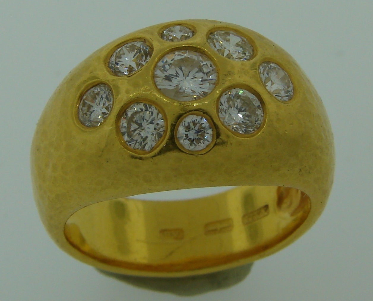 Darlene de Sedle Diamond Yellow Gold Ring In Excellent Condition In Beverly Hills, CA