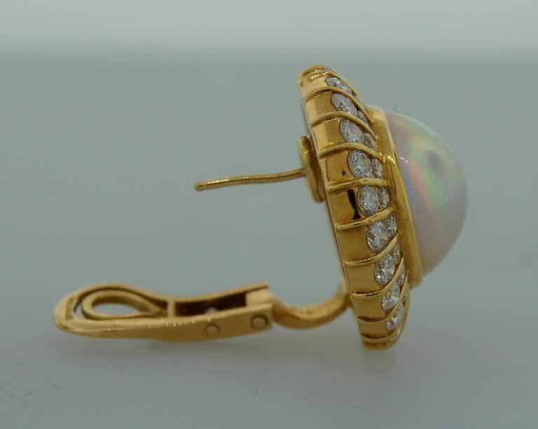 Women's TIFFANY & Co. Mobe Pearl Diamond & Yellow Gold Earrings