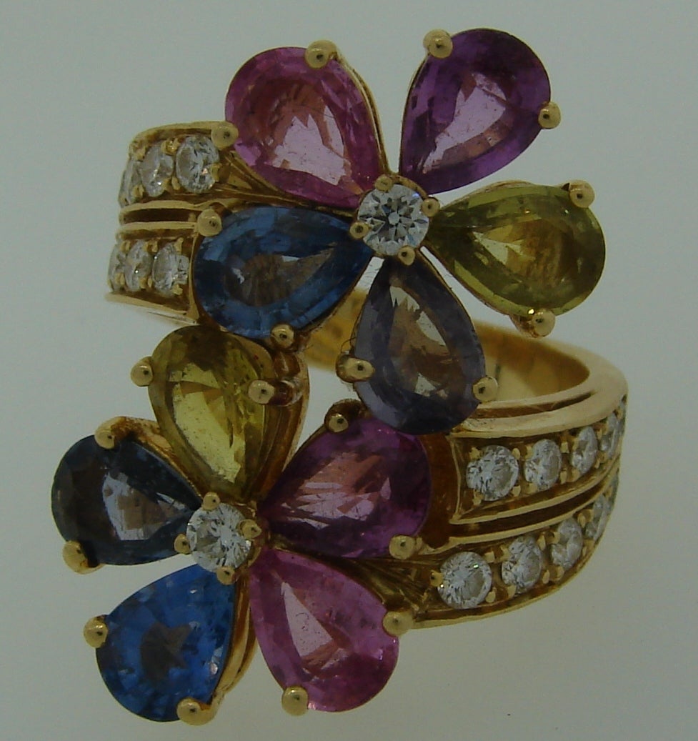 Women's 1990s Bulgari Sapphire Diamond Yellow Gold Flower Cocktail Ring