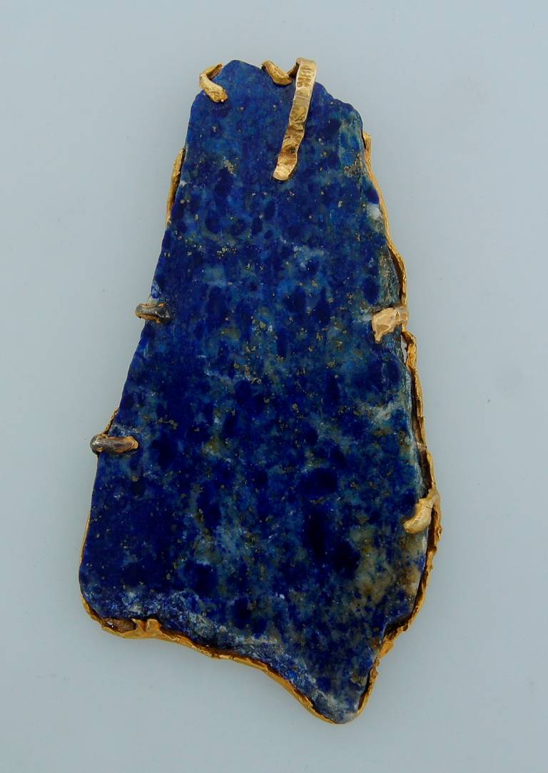 1970s Sodalite Yellow Gold Pendant In Excellent Condition In Beverly Hills, CA