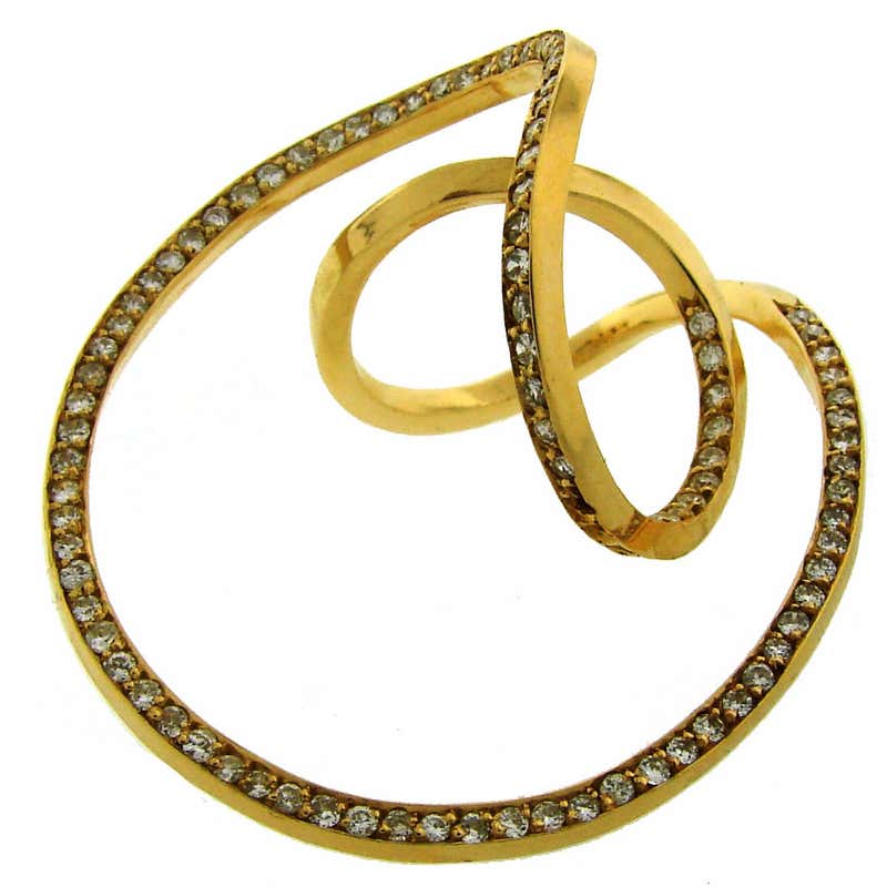 Tierry Vendome Diamond Yellow Gold Ring For Sale at 1stDibs