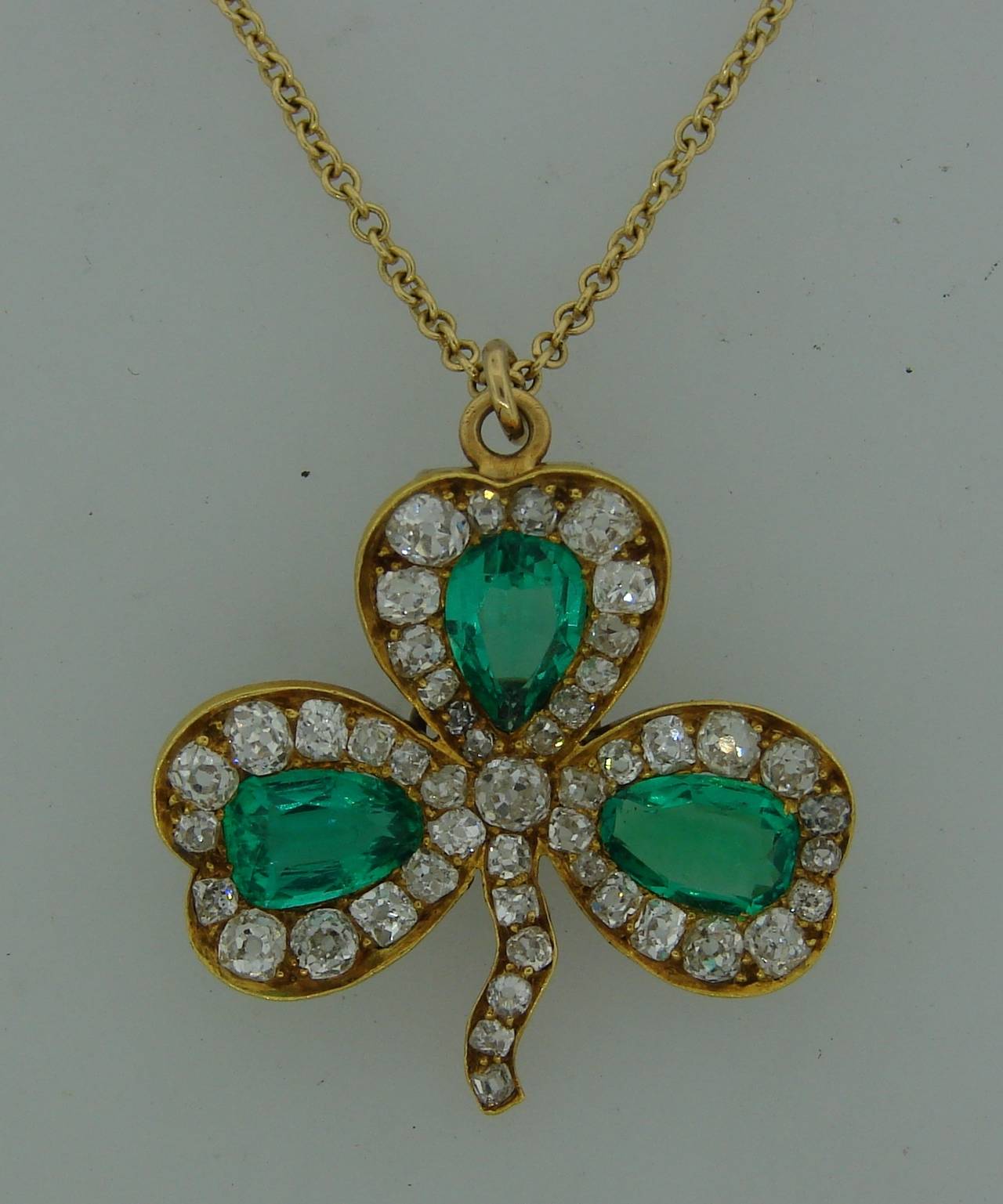 emerald clover necklace