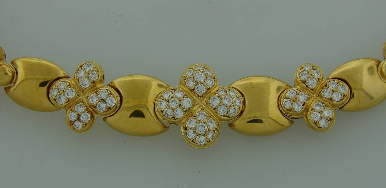 Van Cleef & Arpels Diamond Yellow Gold Clover Necklace 1