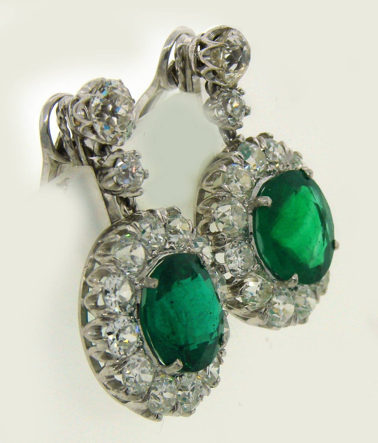 Emerald AGL Cert Diamond Platinum Dangle Earrings In Excellent Condition In Beverly Hills, CA