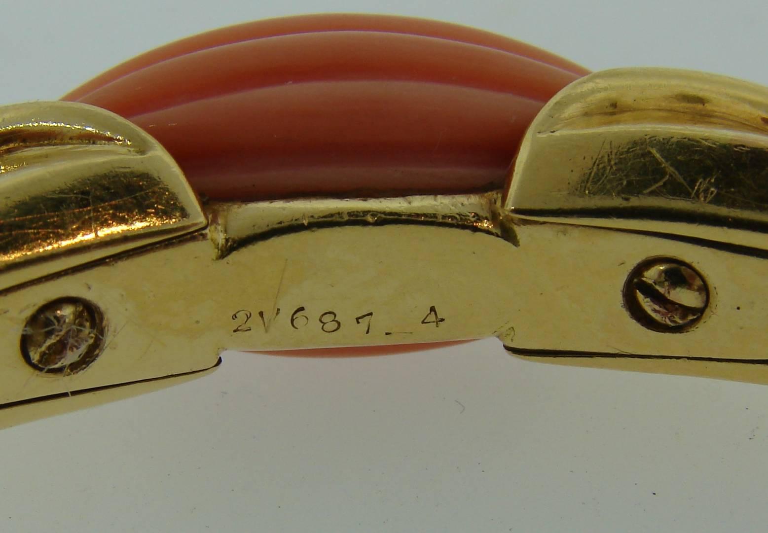 1970s Van Cleef & Arpels Coral Diamond Gold Bangle Bracelet 5