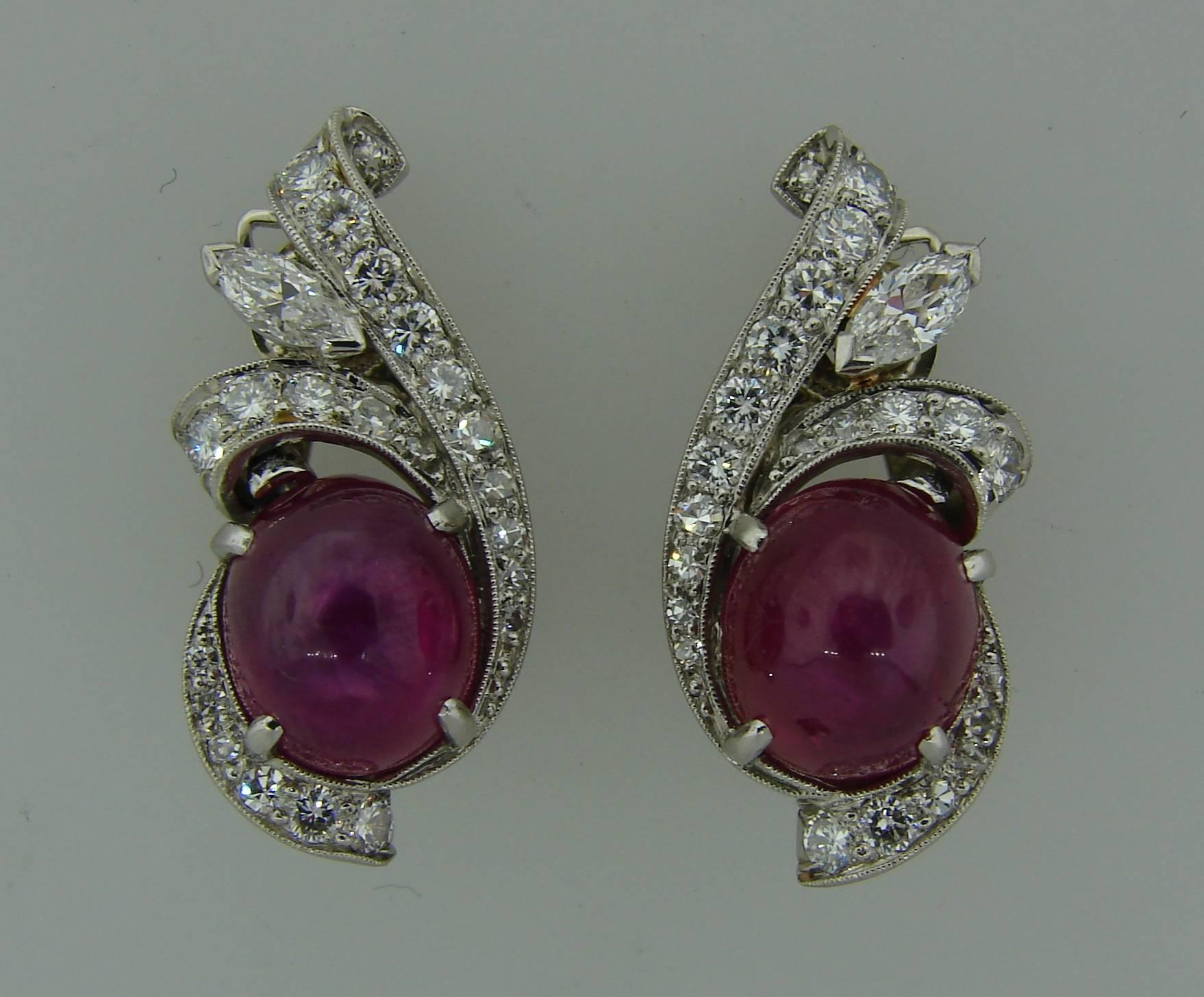 1960s Star Ruby Diamond Platinum Clip-on Earrings In Excellent Condition In Beverly Hills, CA