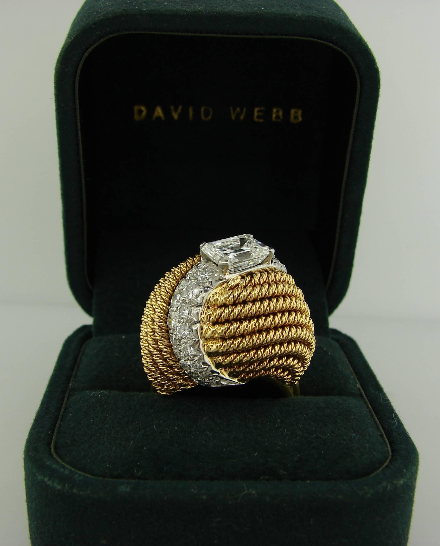1950s DAVID WEBB Diamond & Yellow Gold Cocktail Ring 4