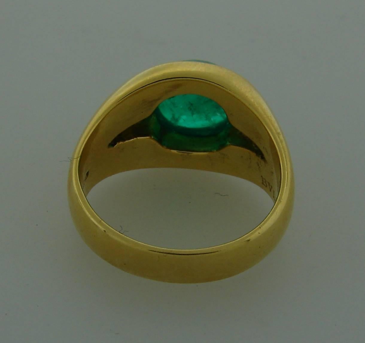1970s BULGARI BVLGARI Cabochon Emerald Diamond Yellow Gold Ring 1