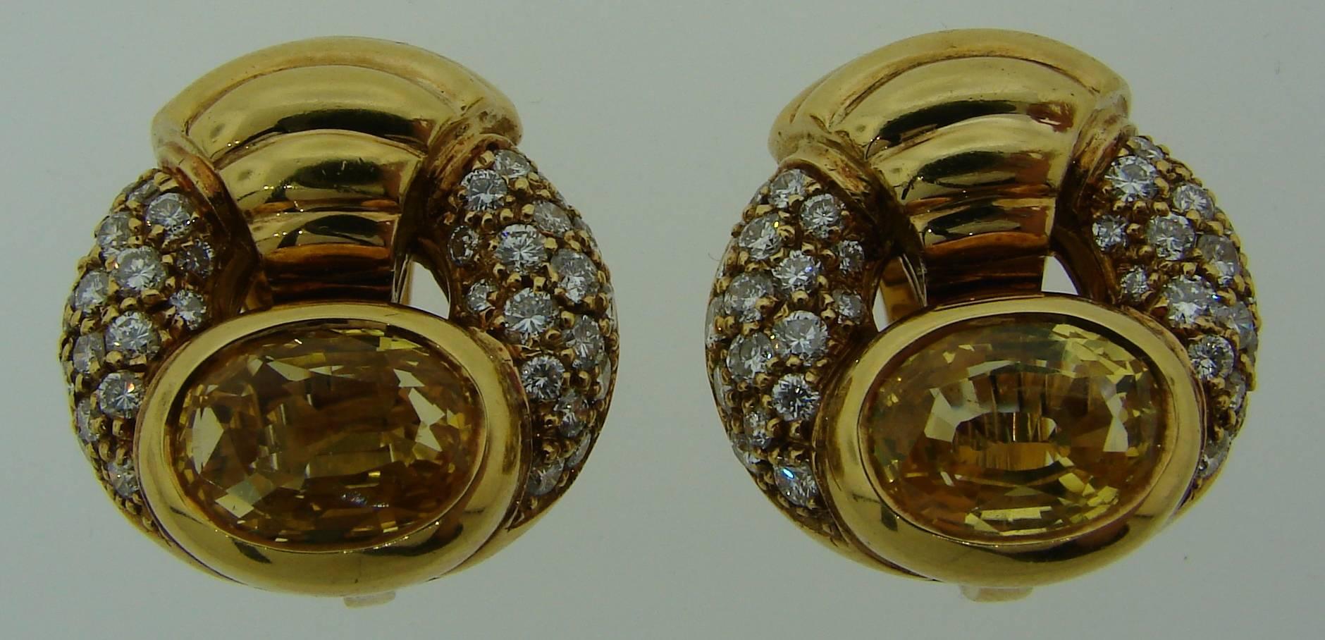 BULGARI BVLGARI Yellow Sapphire Diamond Yellow Gold Earrings In Excellent Condition In Beverly Hills, CA