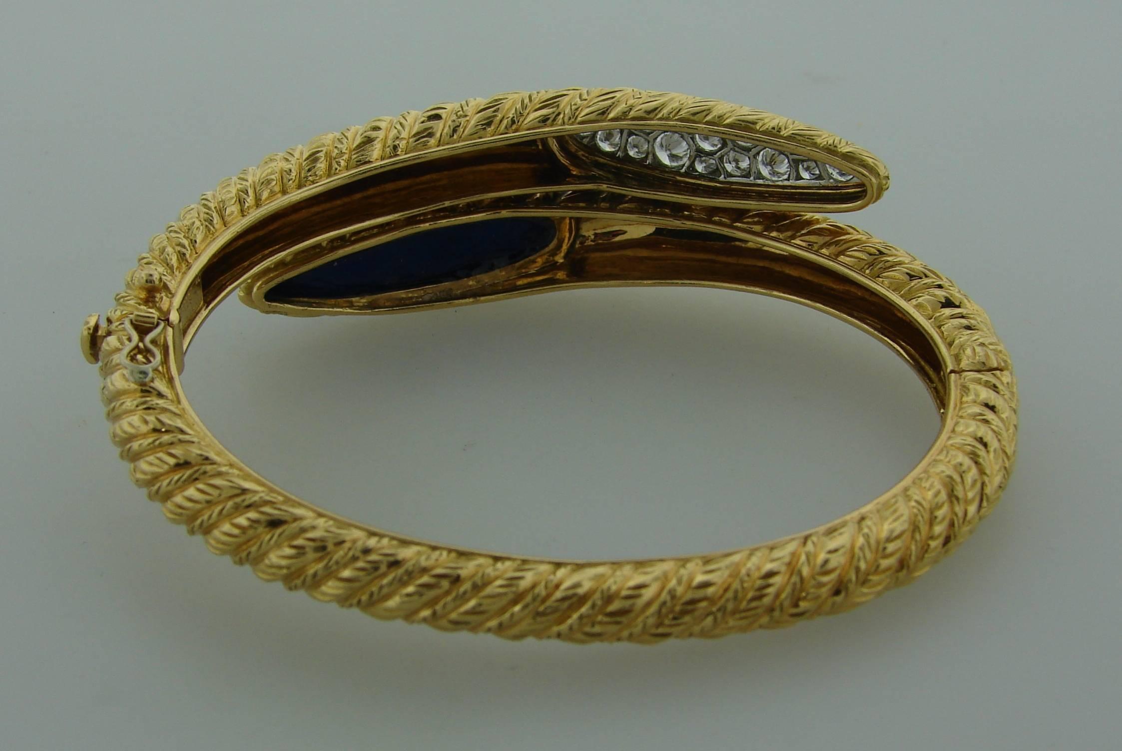Women's 1970s Van Cleef & Arpels Lapis Lazuli Diamond Gold Earrings and Bracelet Set