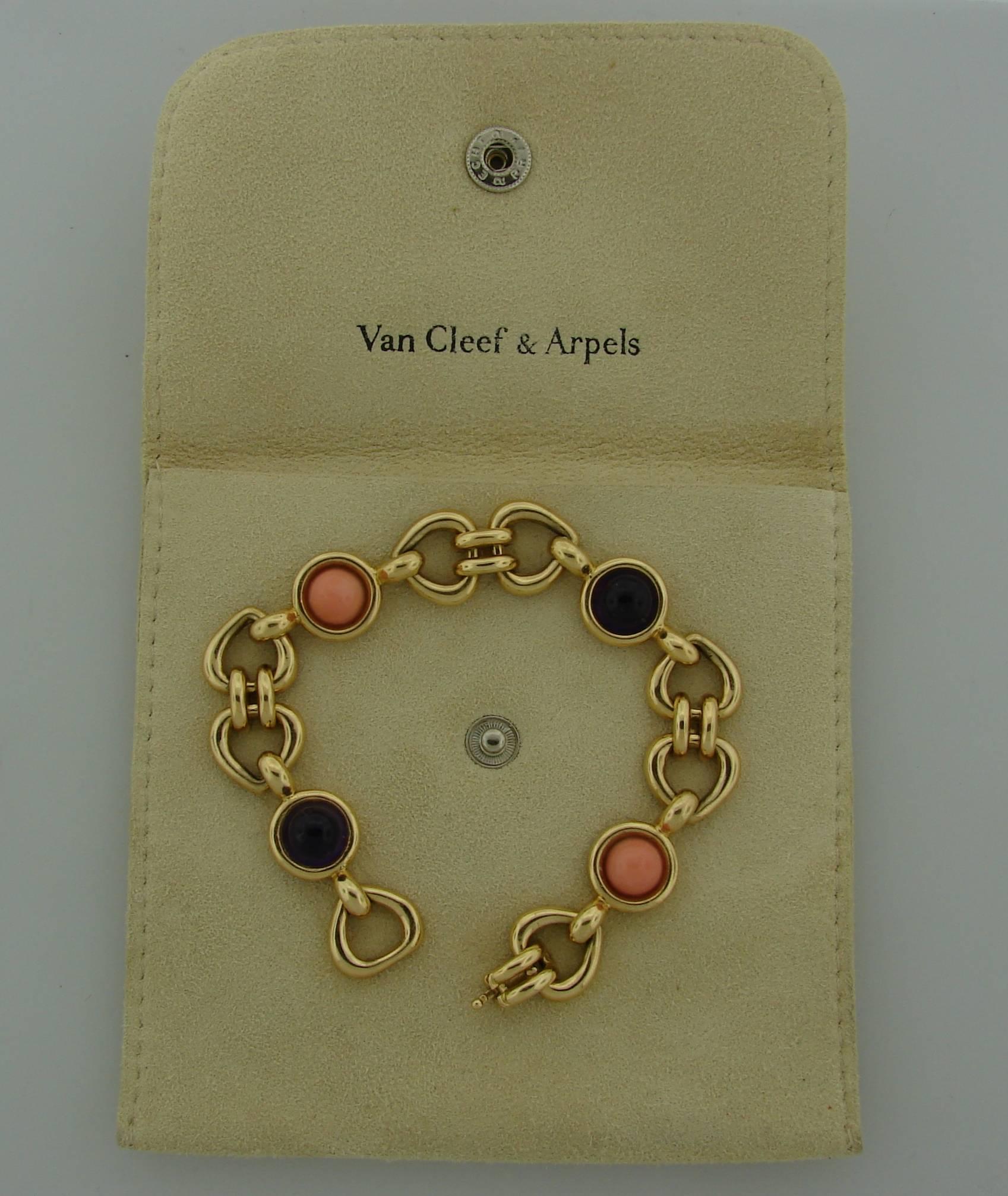 1980s Van Cleef & Arpels Coral Amethyst Gold Bracelet 6