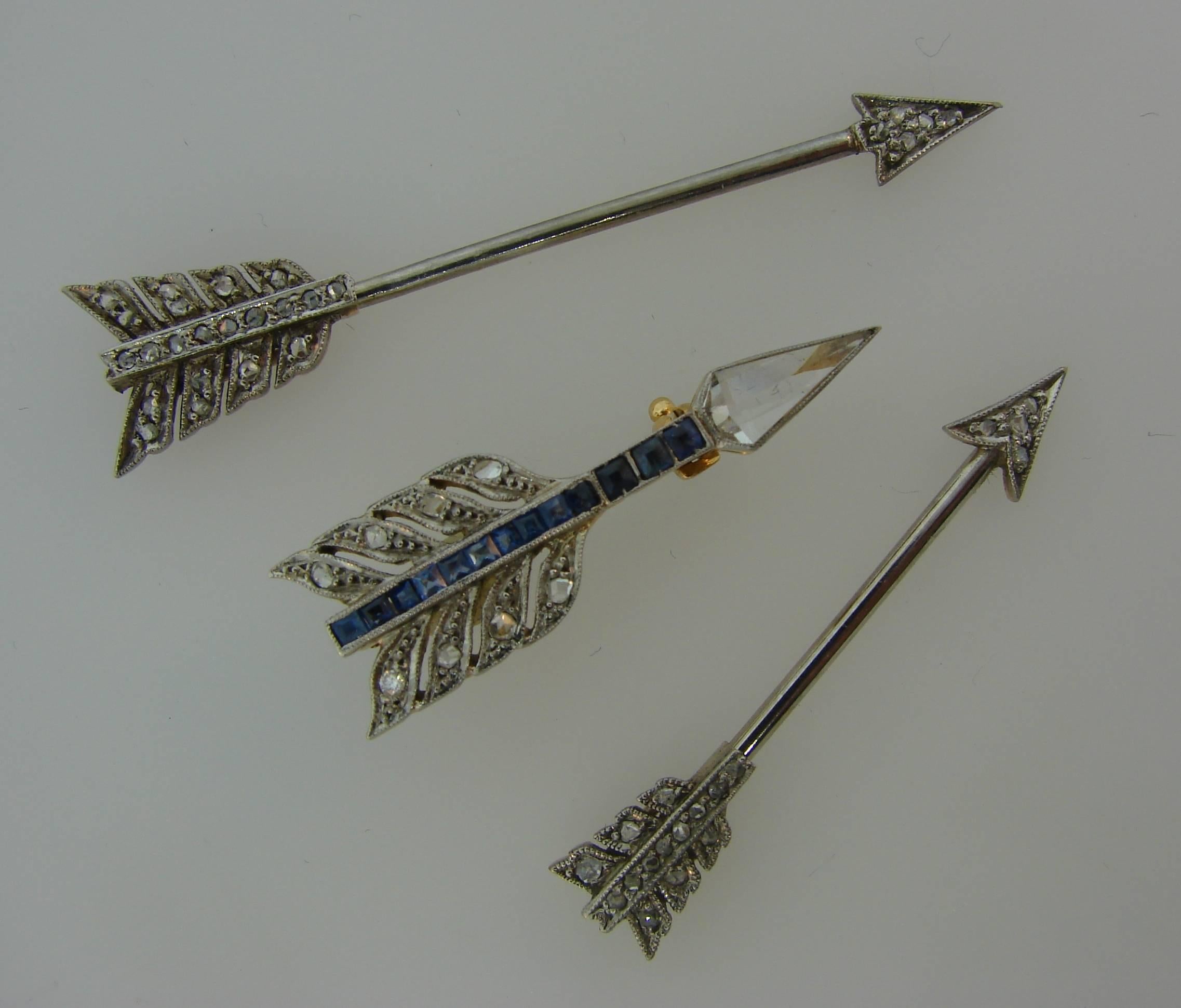 Art Deco Diamond Sapphire Platinum Yellow Gold Arrow Pin Brooch Clip Trio In Excellent Condition In Beverly Hills, CA