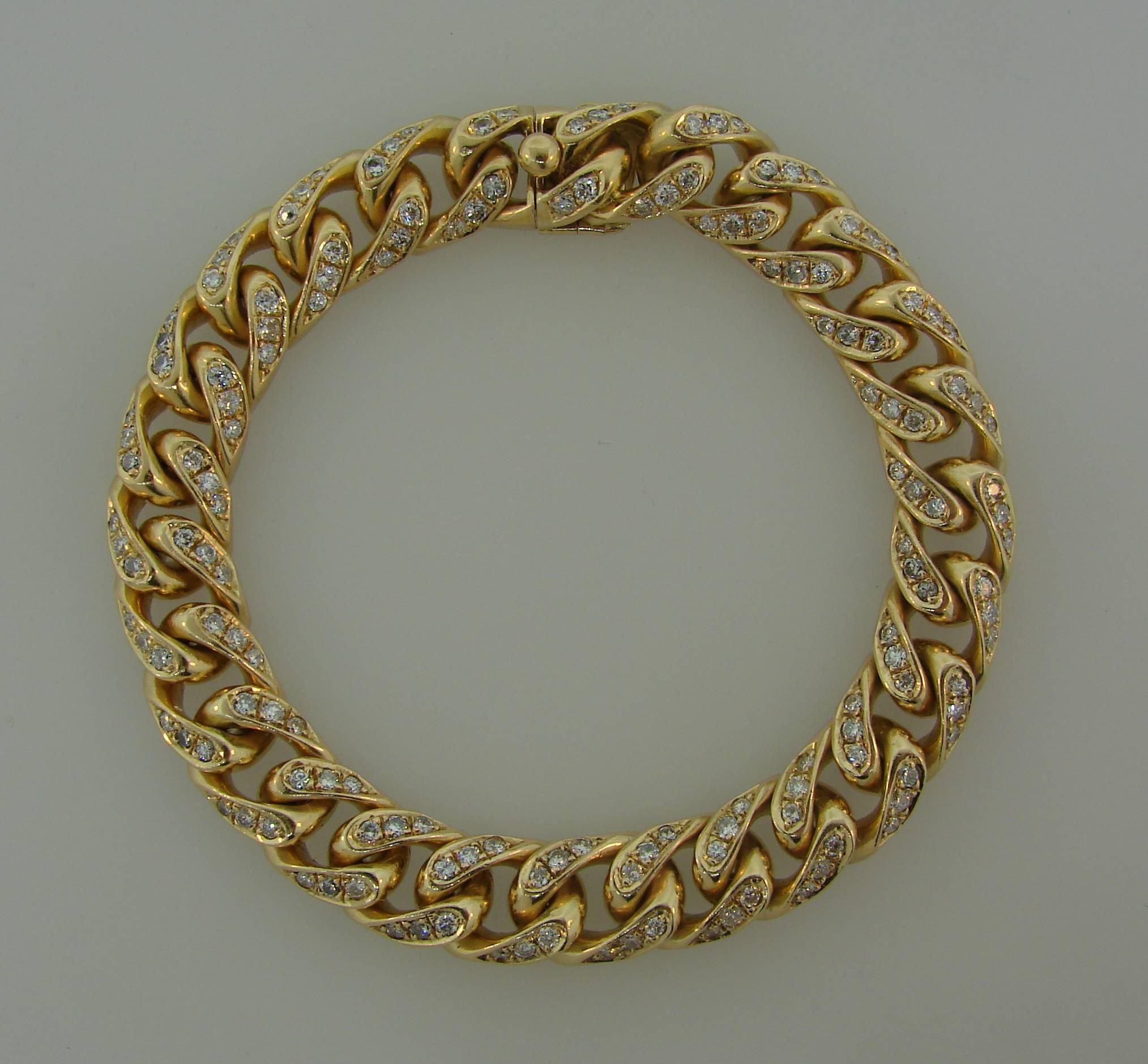 Bold yet elegant bracelet created by Bulgari in Italy in the 1970s. Chic and wearable, it is a great addition to your jewelry collection. 
The bracelet is made of 18 karat yellow gold and set with round brilliant cut diamonds (total weight