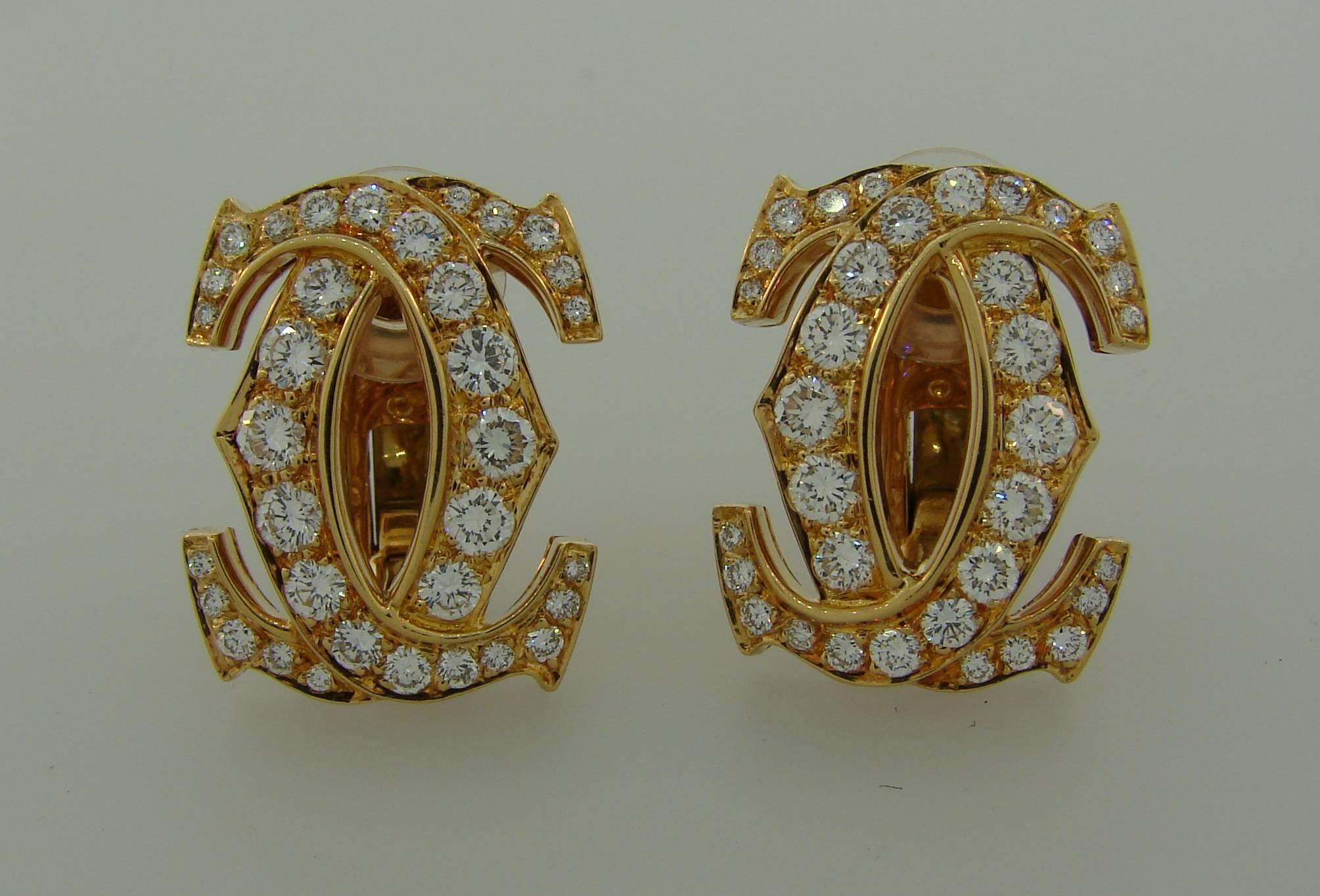 Classy and timeless earrings created by Cartier in France. Double 