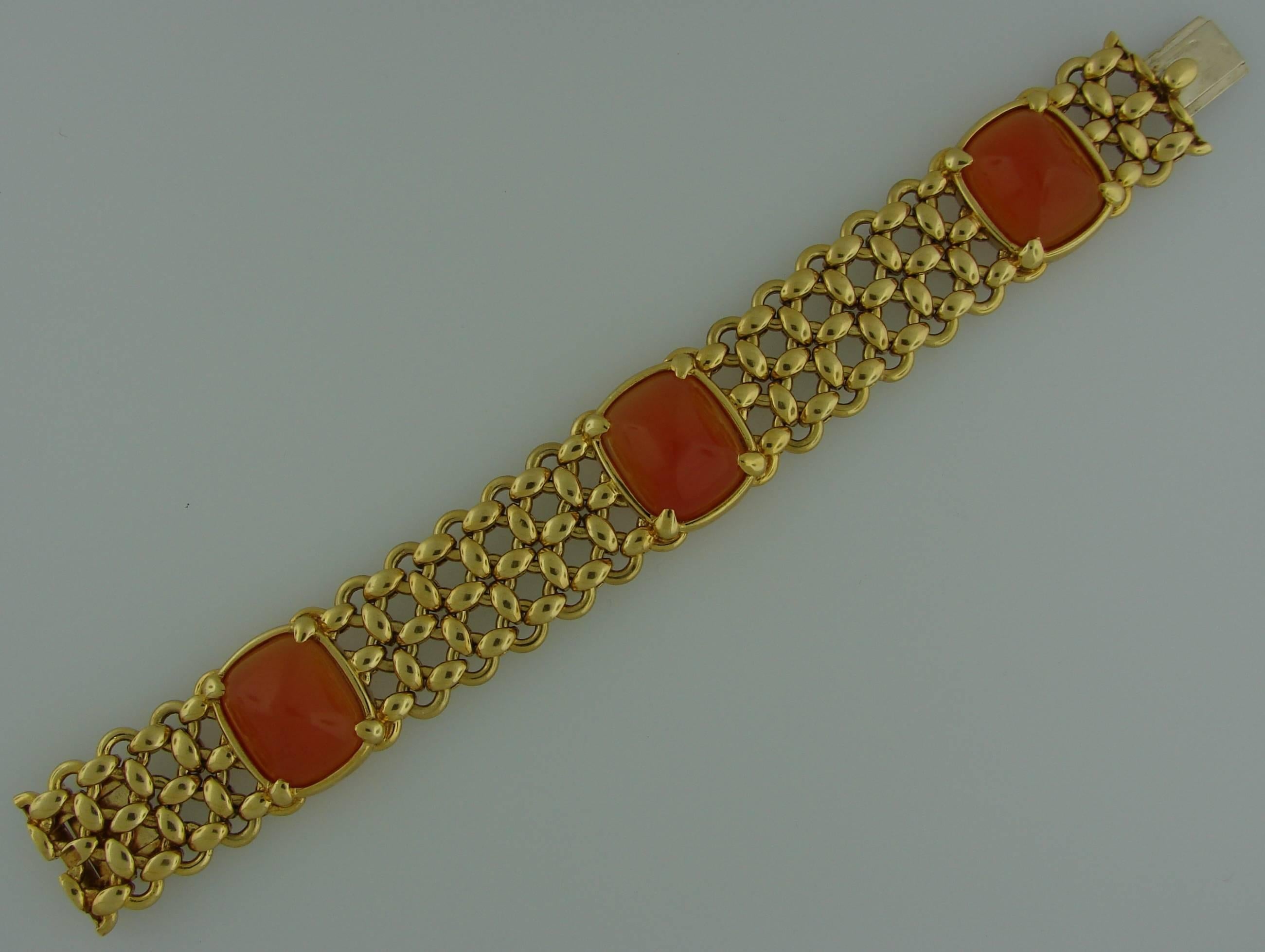 1980s Hermes Carnelian Yellow Gold Earrings and Bracelet Set 4
