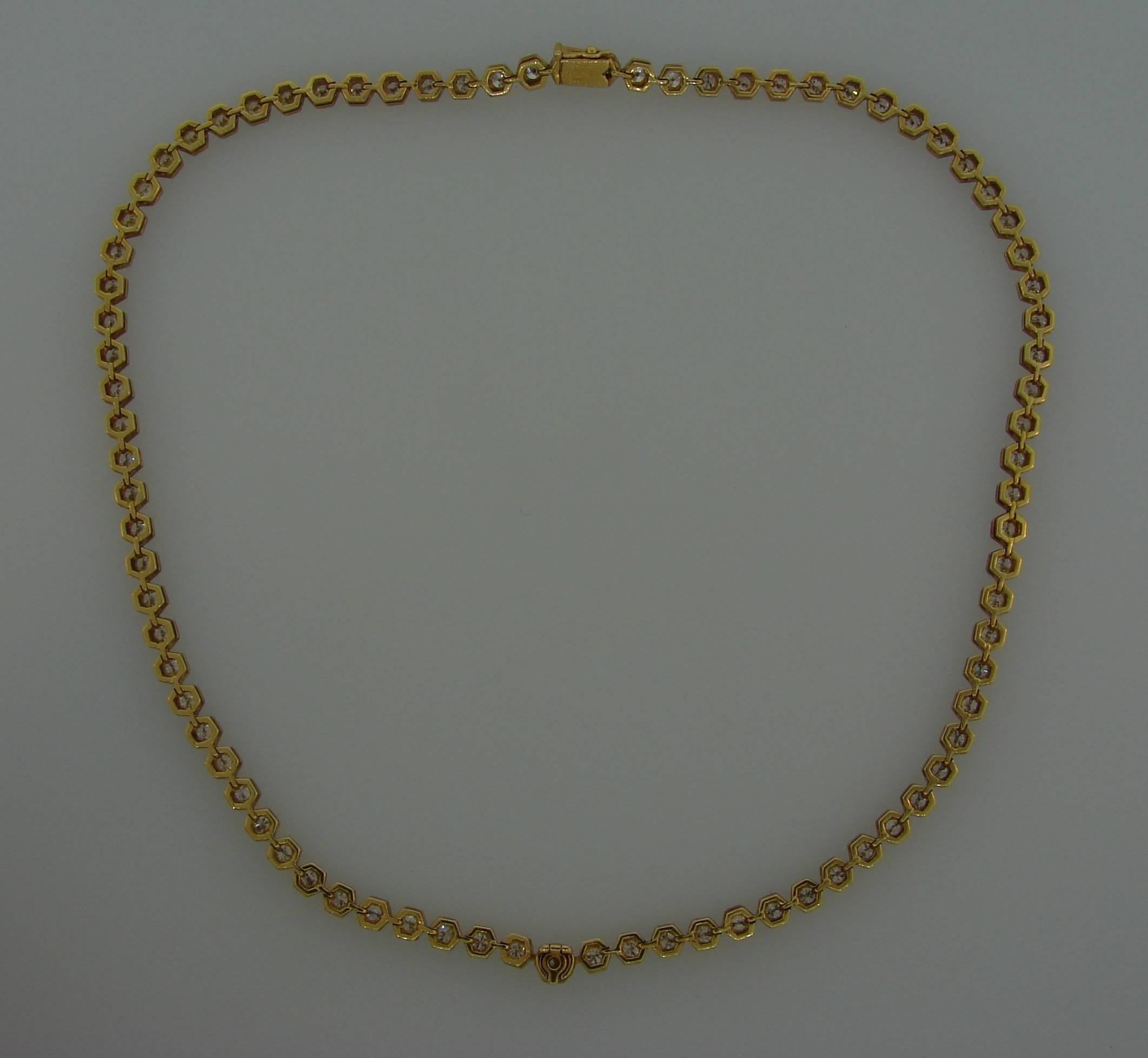Van Cleef & Arpels Diamond Yellow Gold Necklace 4