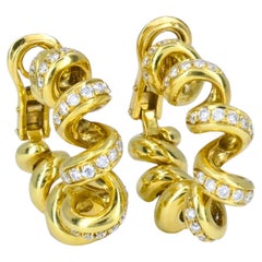 Vintage Boucheron Paris 18k Yellow Gold Hoop Earrings Diamond