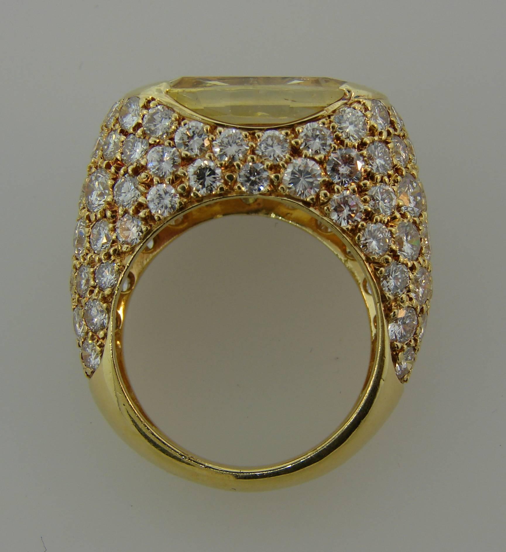 Vintage Van Cleef & Arpels 18k Gold Bombe Ring Yellow Sapphire Diamond 2