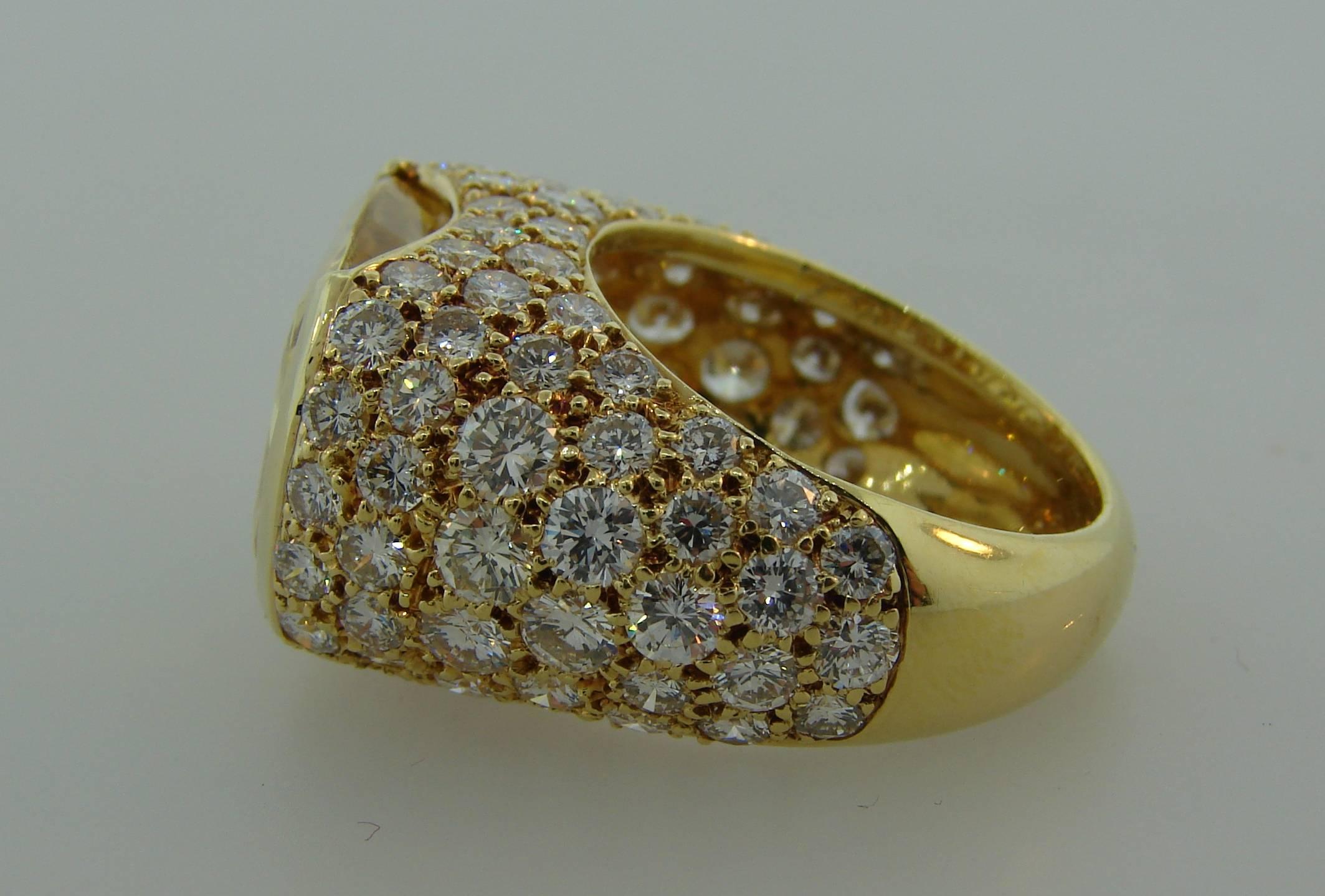 Vintage Van Cleef & Arpels 18k Gold Bombe Ring Yellow Sapphire Diamond 1