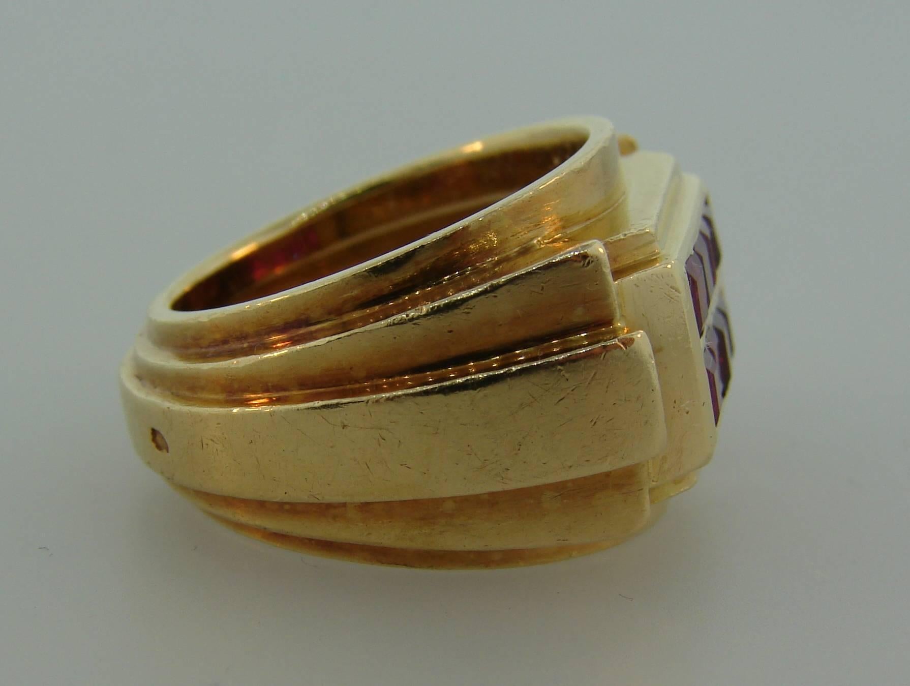 1940s Rene Boivin Ruby Yellow Gold Ring, Retro In Excellent Condition In Beverly Hills, CA
