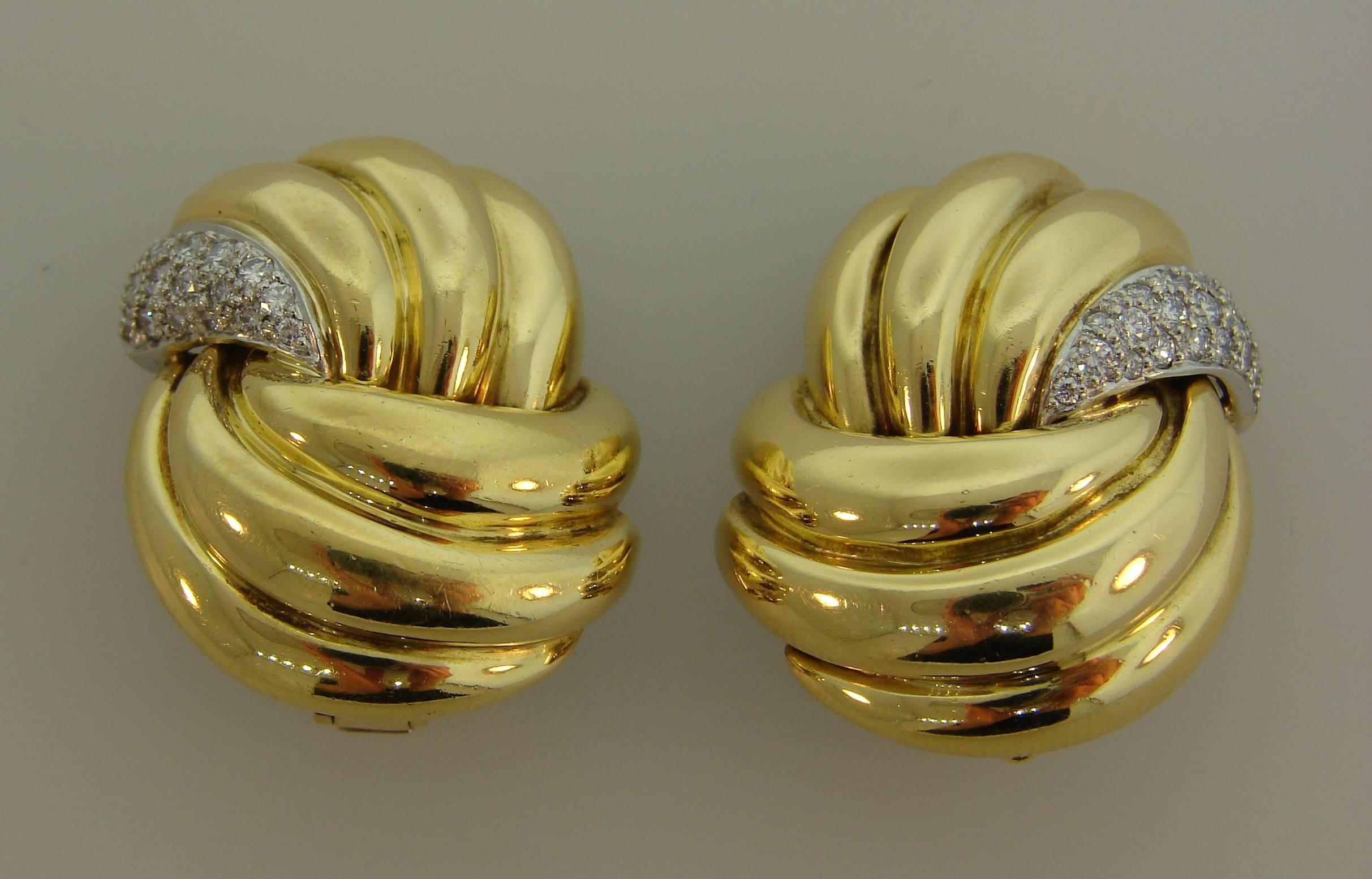 1980s Verdura Diamond Yellow Gold Earrings In Excellent Condition In Beverly Hills, CA