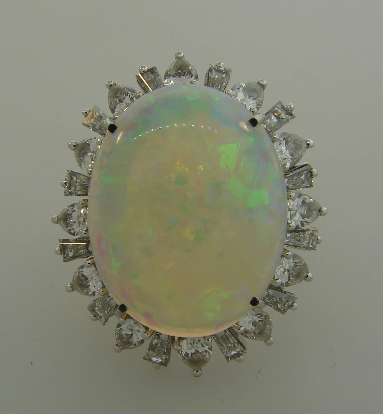 16 Carat Opal Diamond Platinum Ring In Excellent Condition In Beverly Hills, CA