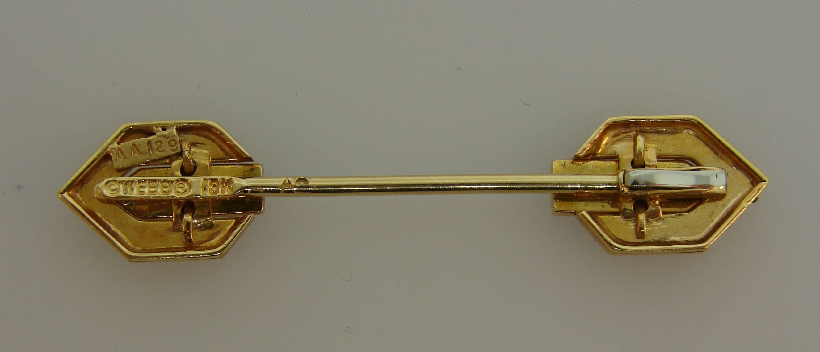Pair of David Webb Enamel Yellow Gold Jabot Pin For Sale 1